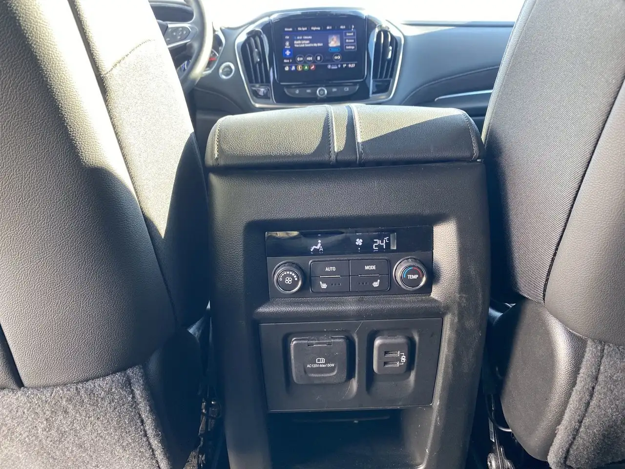 Chevrolet Traverse снимка Chevrolet Traverse