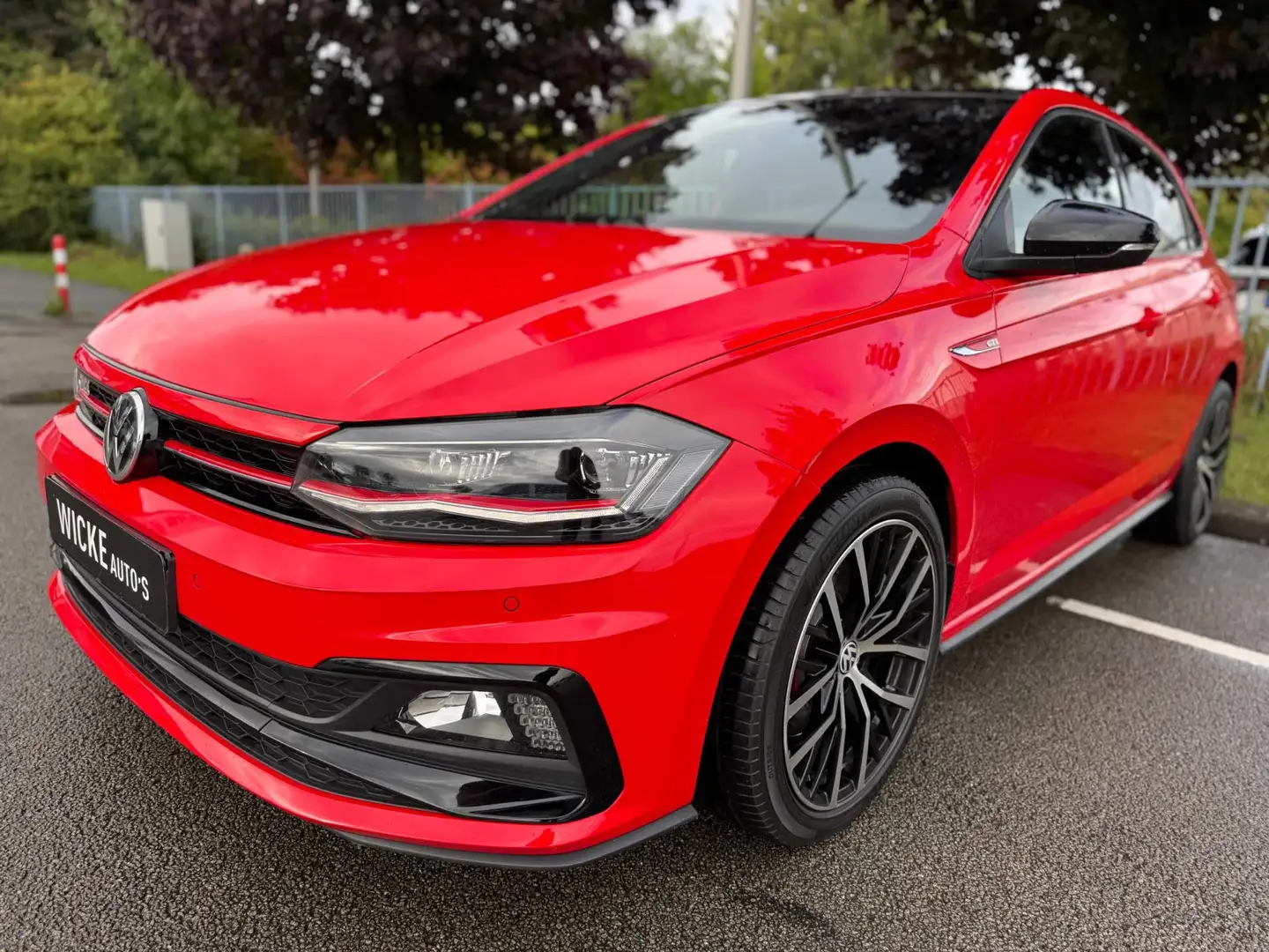 Volkswagen Polo GTI 2.0 TSI DSG Led Virtual Navi Stoelverw. 200 PK Rood - 2