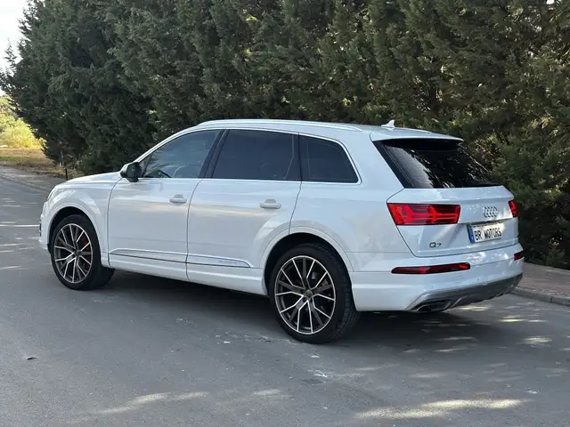 Audi Q7 3.0TDI design quattro Tip. 272 (9.75)