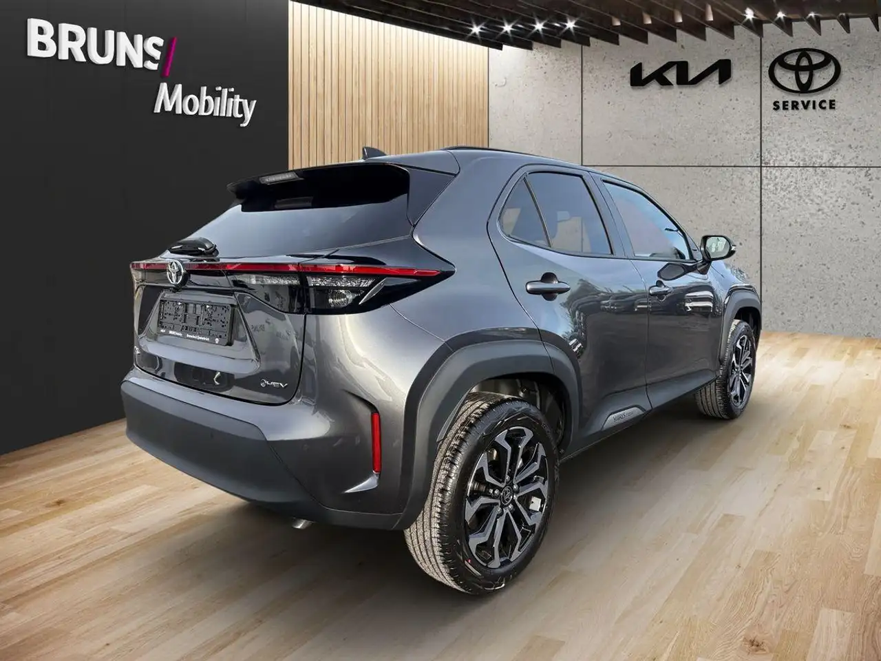 Toyota Yaris Cross 1.5 Hybrid Teamplayer Winter+Safety 4