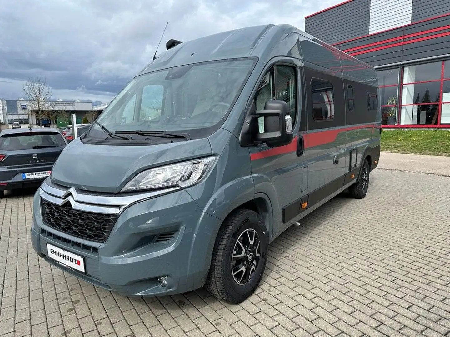 Pilote V630J X-Edition DIESELHZG/SAFETYPACK/2xAUFBAU/SO Gris - 1