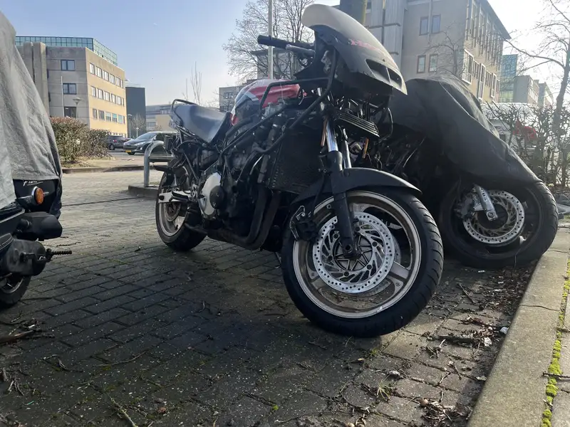 Honda CBR 1000 - foto 3