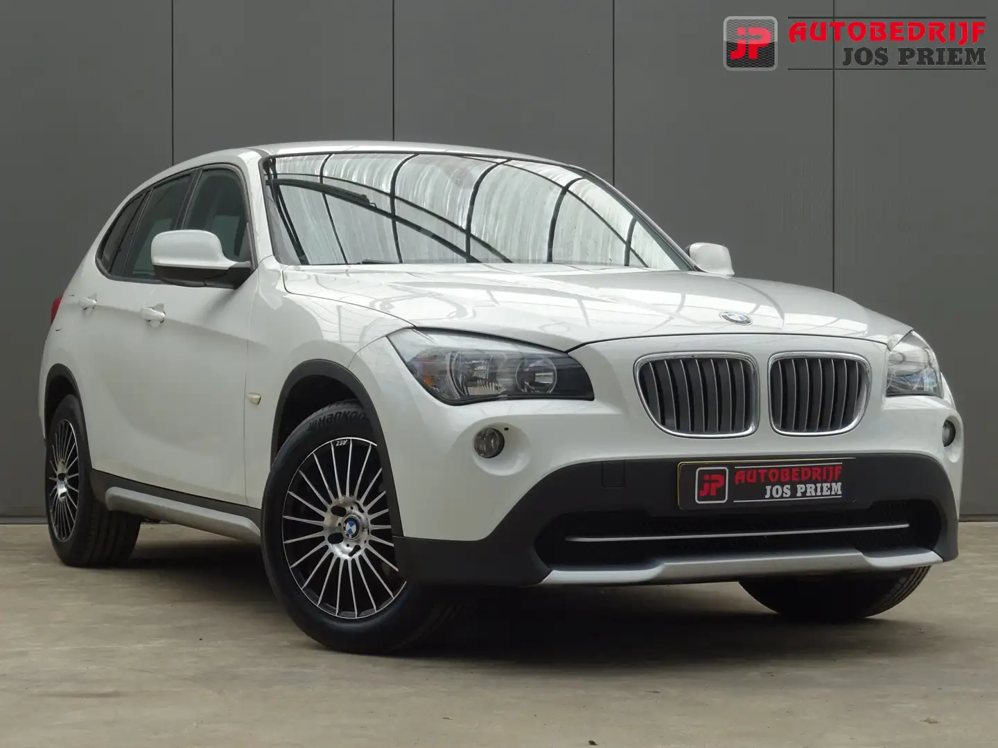 BMW X1 sDrive18d Executive *  ECC * YOUNGTIMER !! Bianco - 2