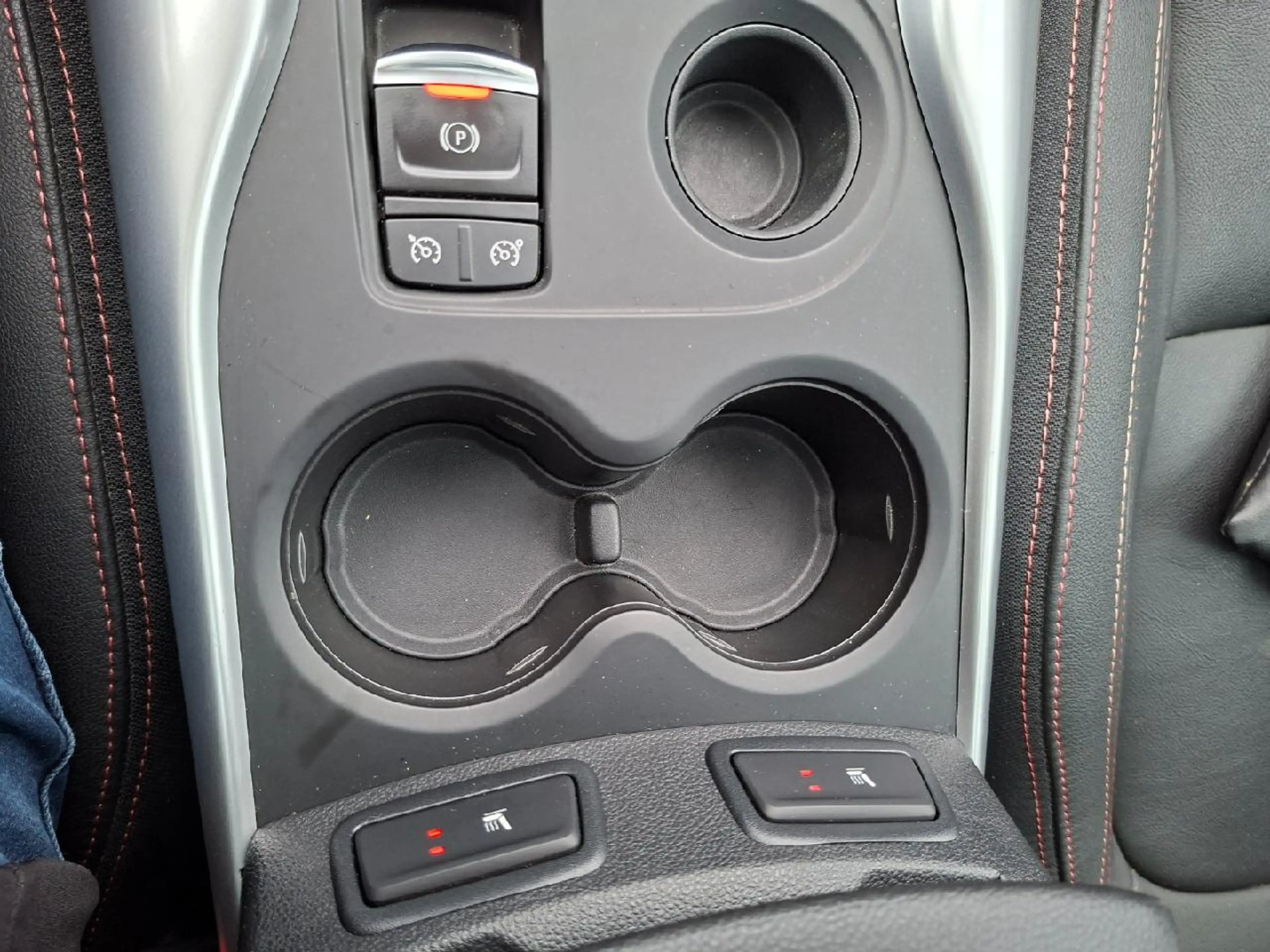 Renault Kadjar Crossborder*Bose*DAB*Leder*SHZ*Panorama — photo 14