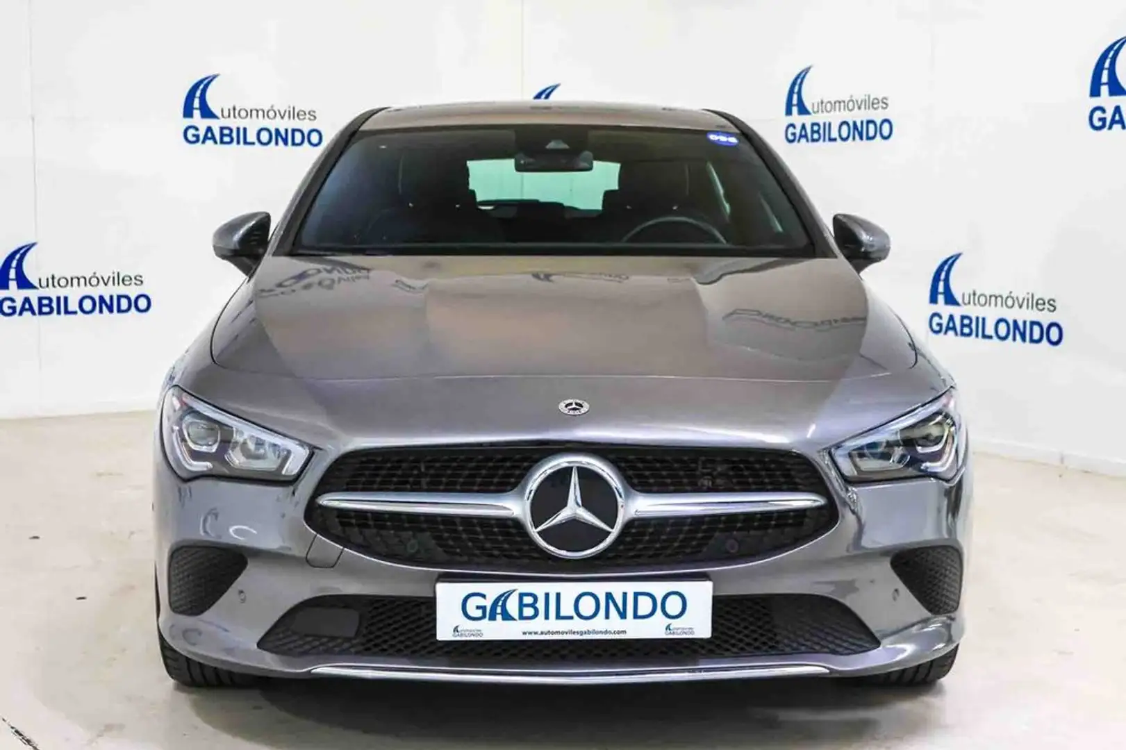 Mercedes-Benz CLA 250 e Shooting Brake Gris - 2