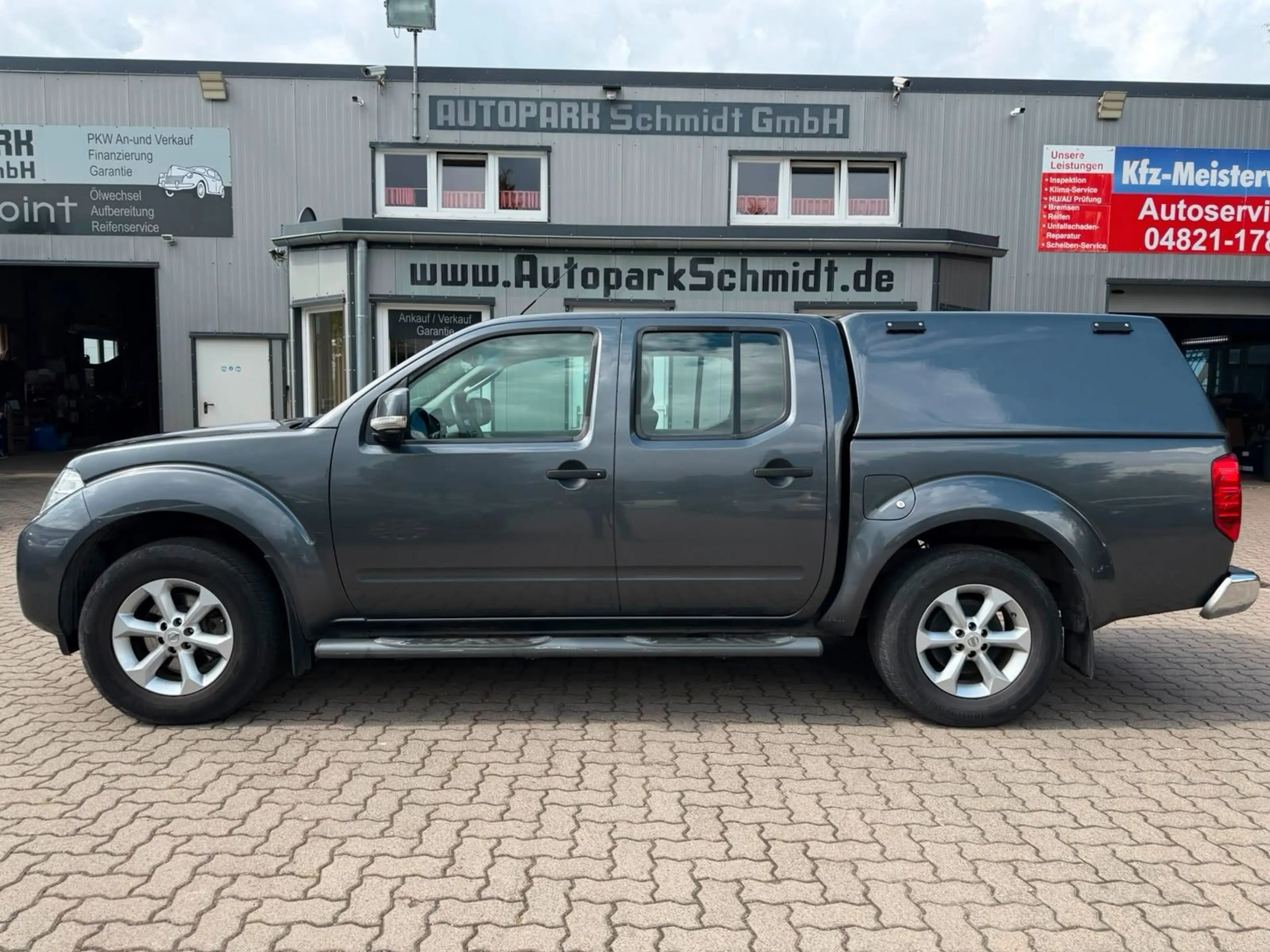 Nissan Navara Double Cab SE 4X4 AHK°AUTOM°SZHG°TEMPOM! — photo 5