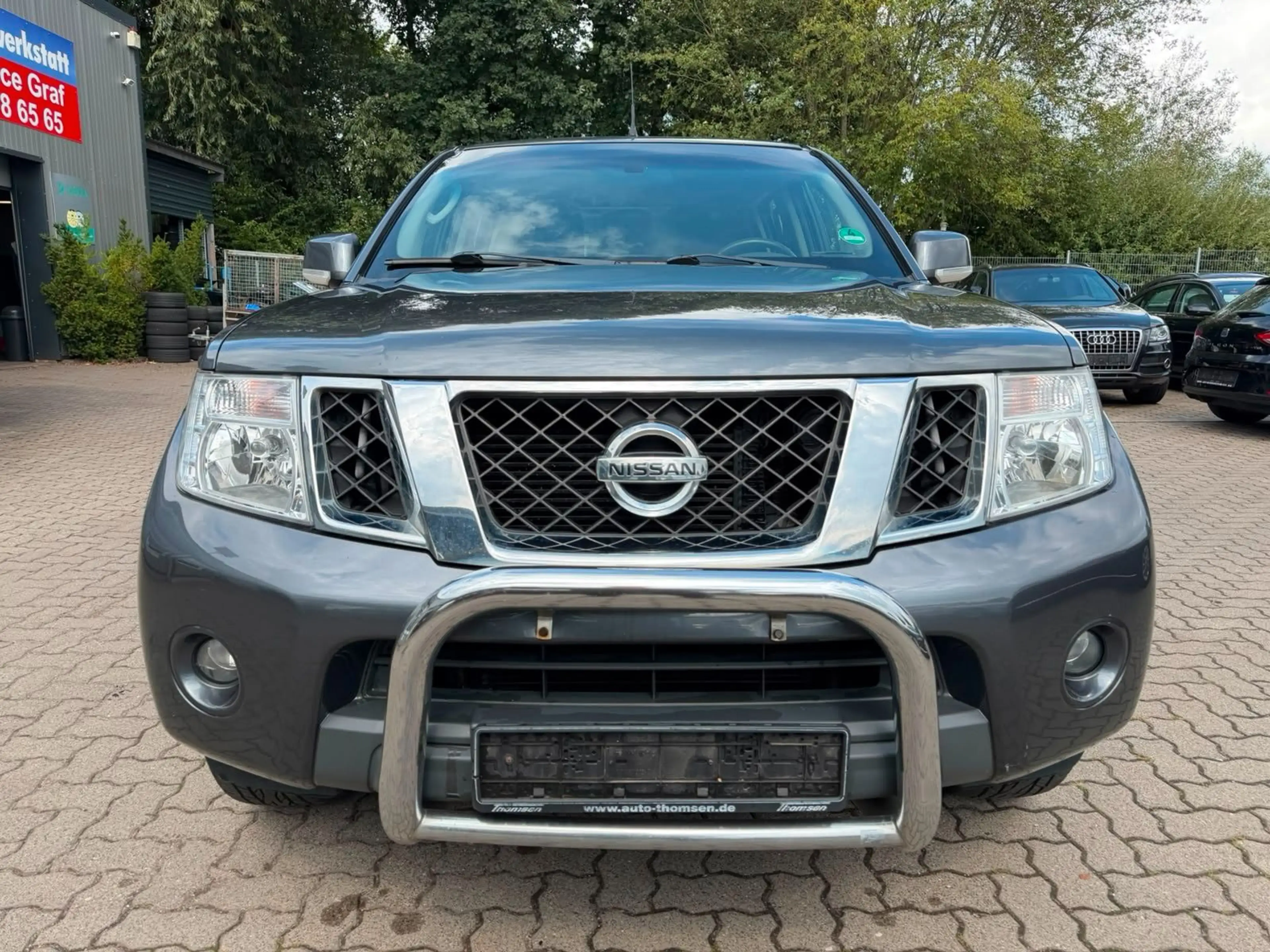 Nissan Navara Double Cab SE 4X4 AHK°AUTOM°SZHG°TEMPOM! — photo 2