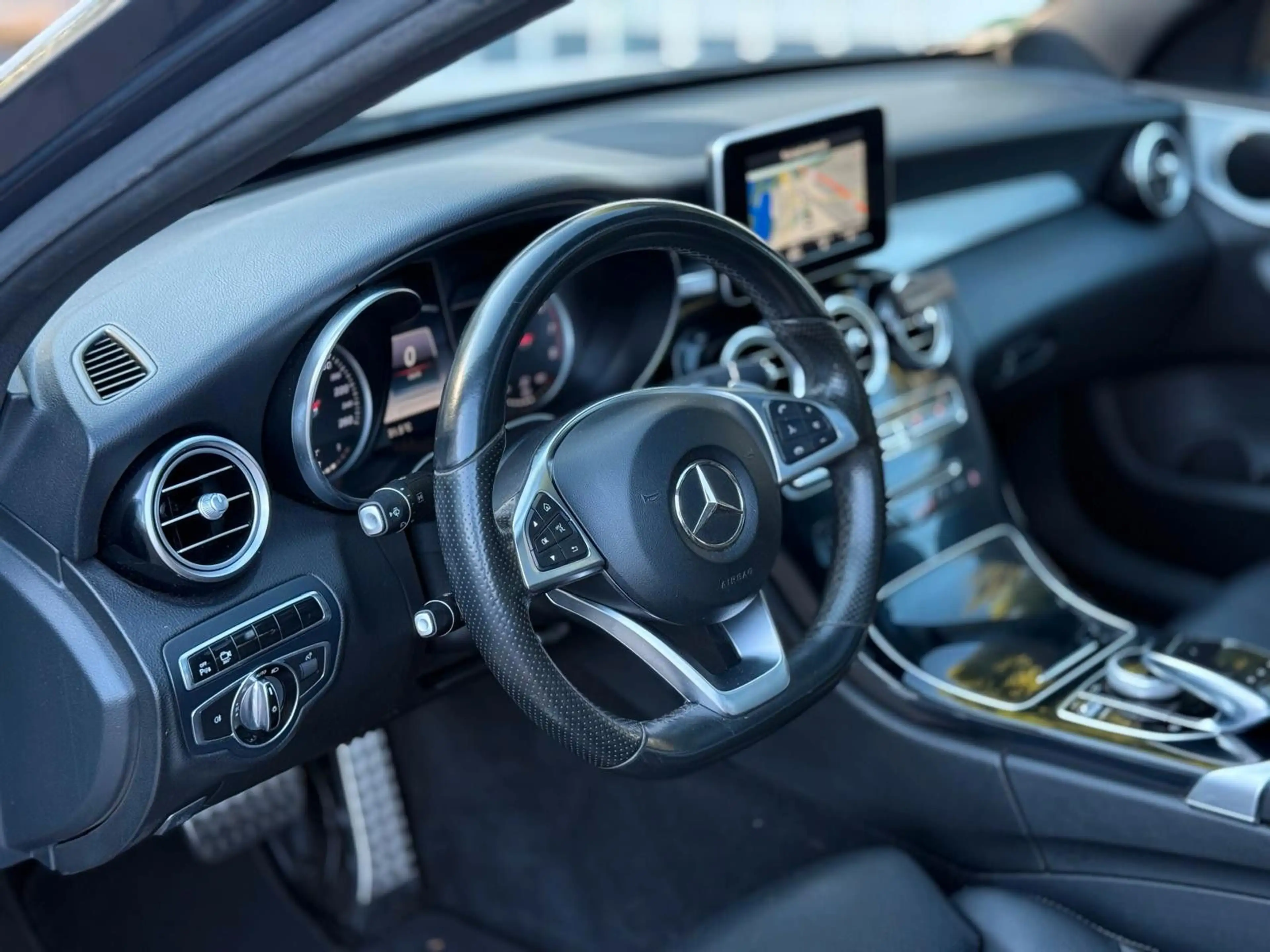 Mercedes-Benz C 250 CGI Limousine *Sbdach*Navi*Szhz*360 — photo 14