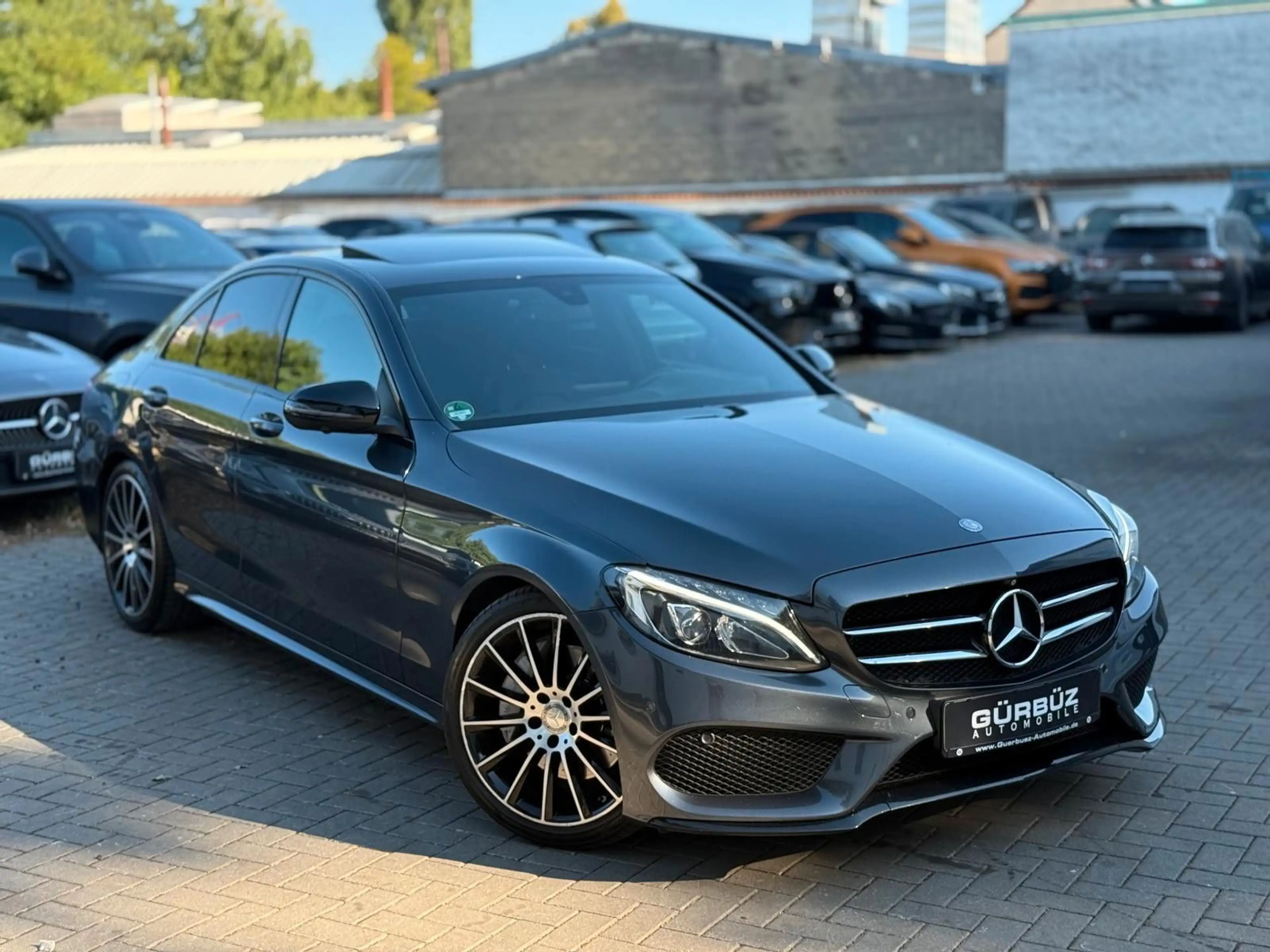 Mercedes-Benz C 250 CGI Limousine *Sbdach*Navi*Szhz*360