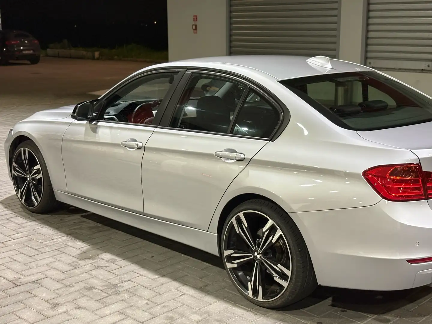 BMW 318 318d Gran Turismo Sport - 2