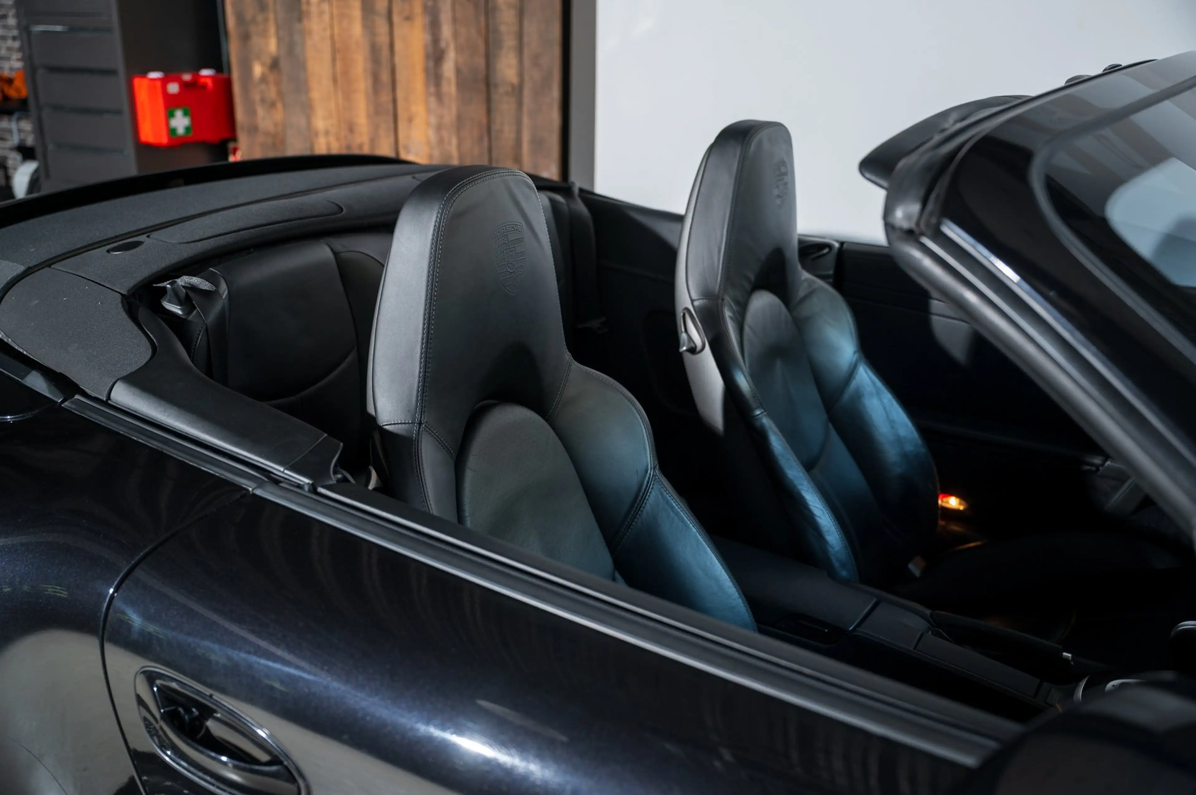 Porsche 997 3.8 Carrera 4S Cabriolet Basaltschwarz-met. — photo 8