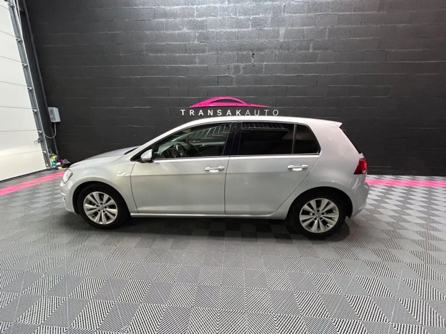 Volkswagen Golf 1.4 TSI 140 ACT BlueMotion Technology Confortline Grau - 2