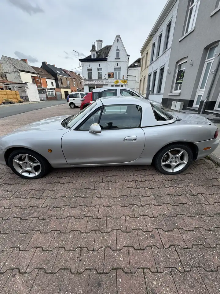 Mazda MX-5 1.6i 16v, foto 5