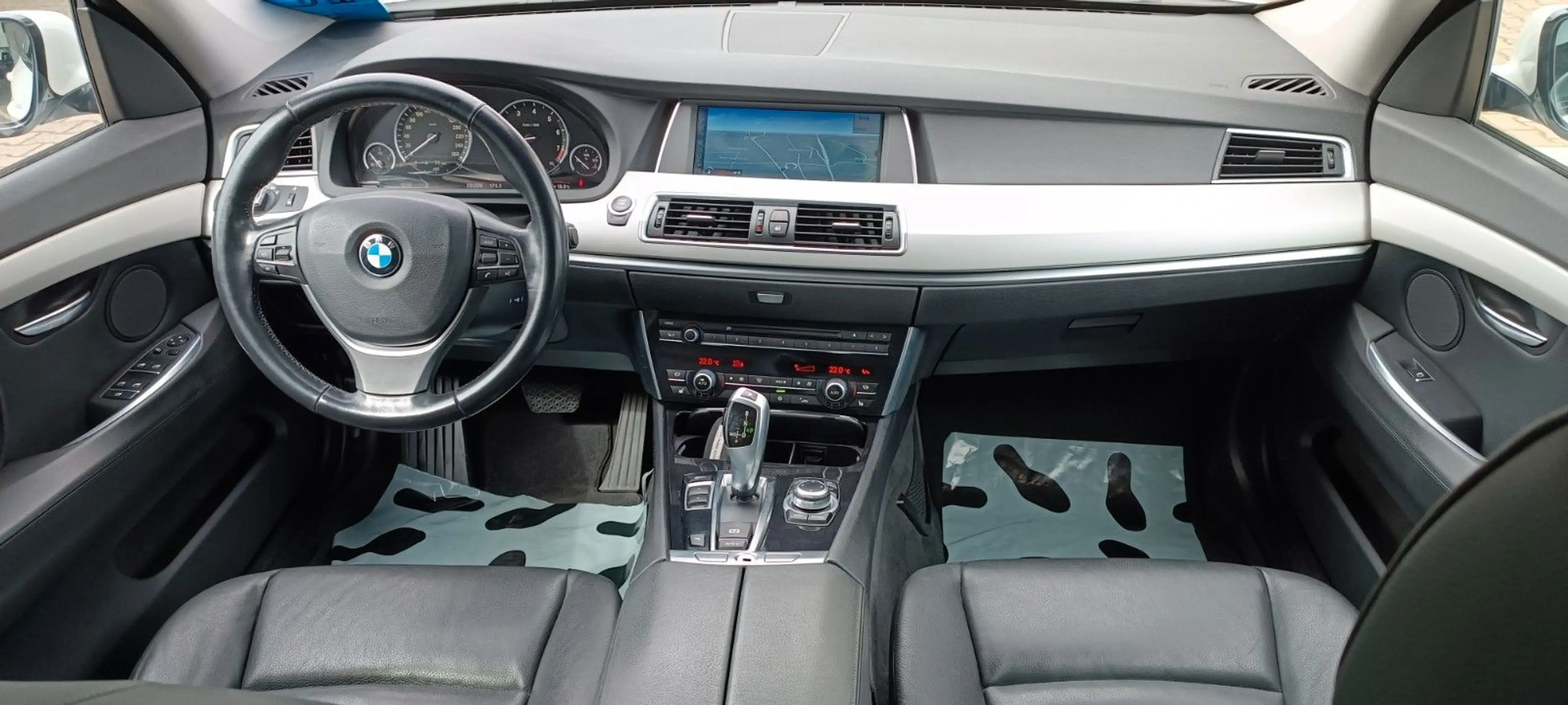 BMW 535 Bi-Xenon  6 ZYLINDER 306 PS — photo 12