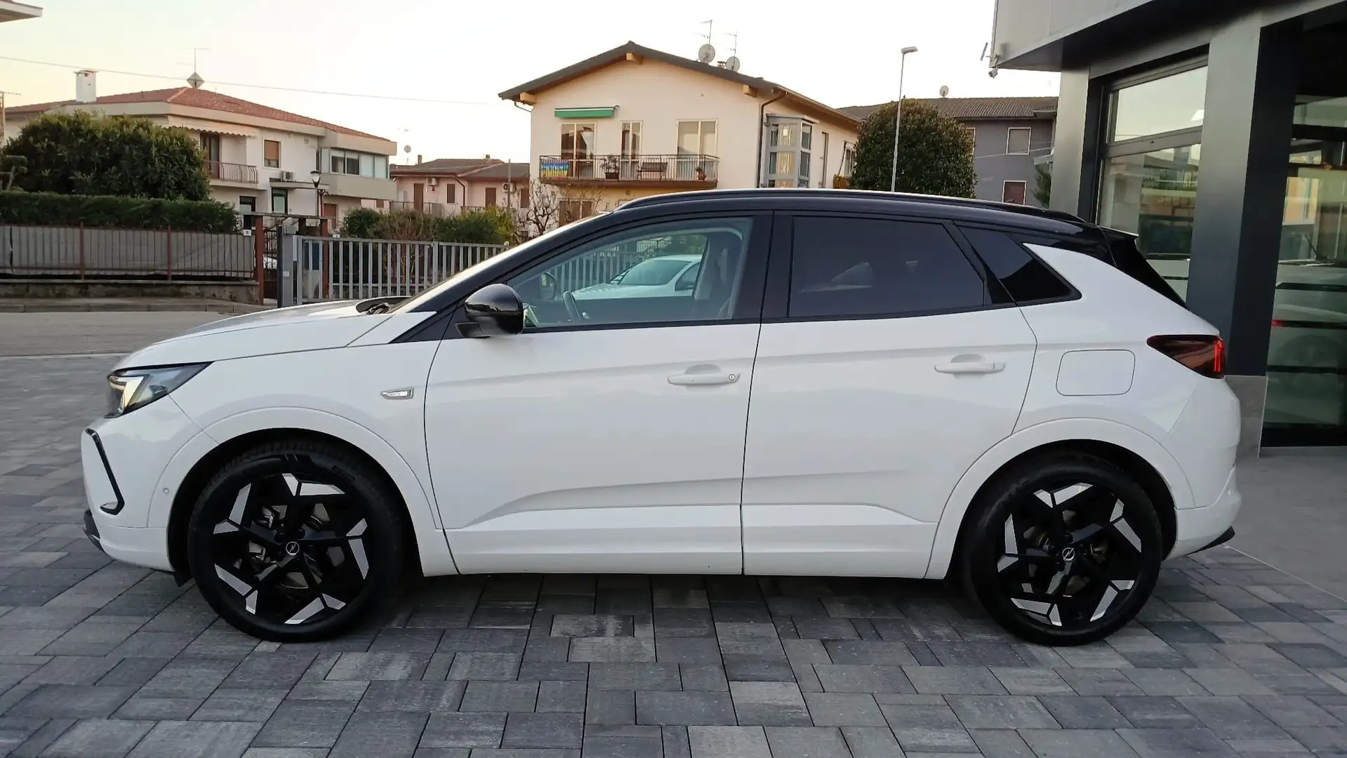 Opel Grandland Grandland I 1.6 phev GSe *PREZZO PROMO* Bianco - 2