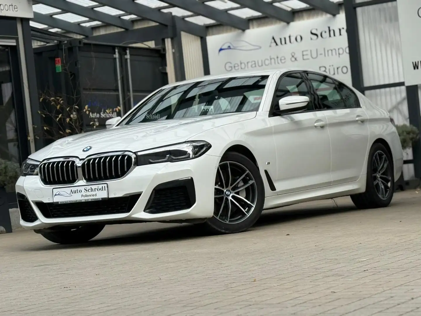 BMW 530 i Lim. M Sportpaket, Nav, LED, Kamera, Park-A, LCP Weiß - 1