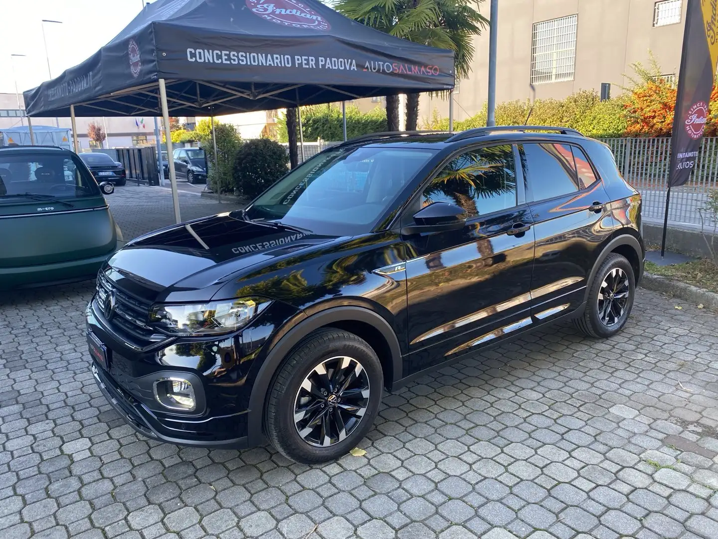 Volkswagen T-Cross T-Cross 1.0 TSI Sport R-Line 95 CV Zwart - 1