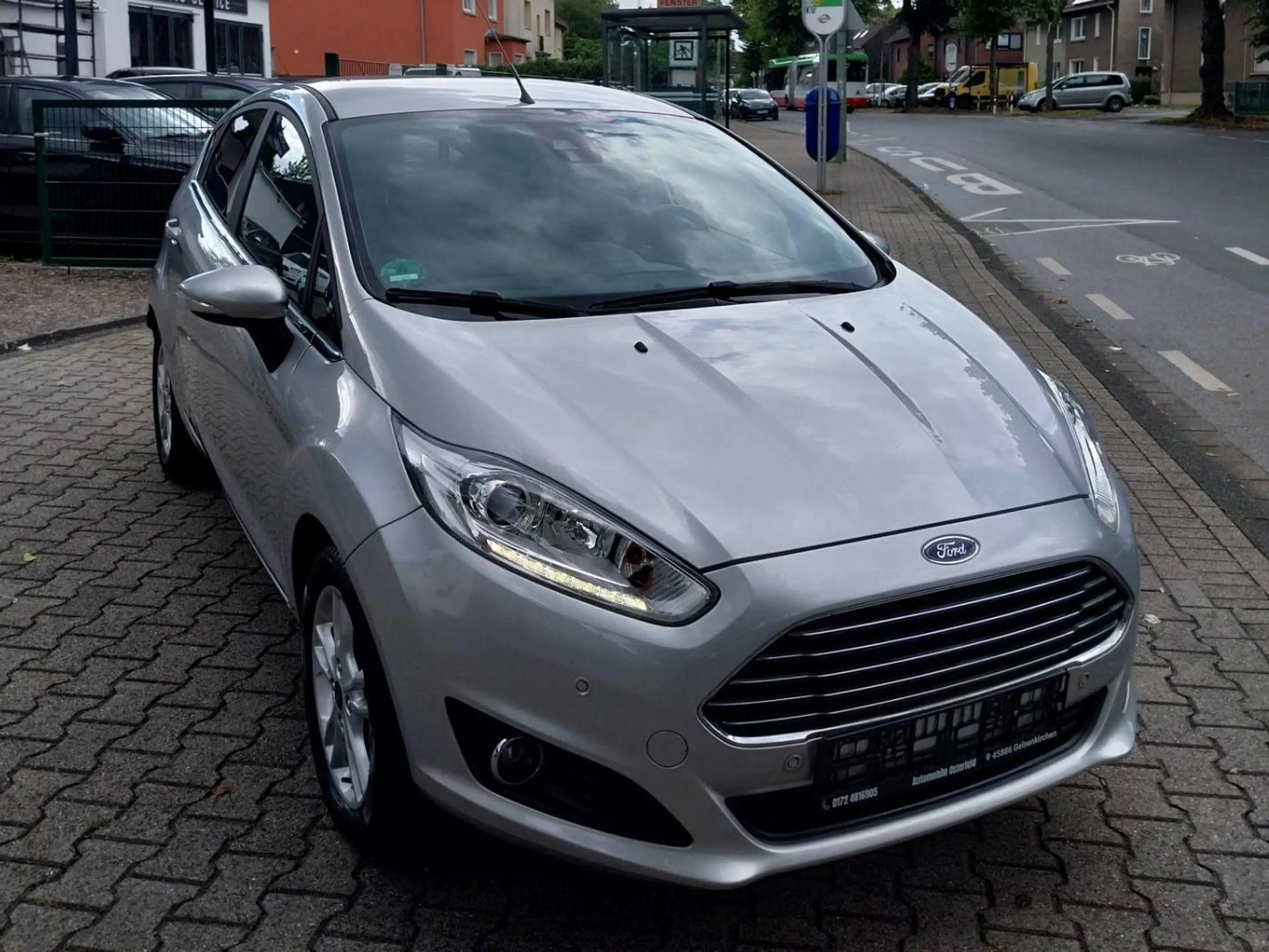 Ford Fiesta Titanium — photo 3