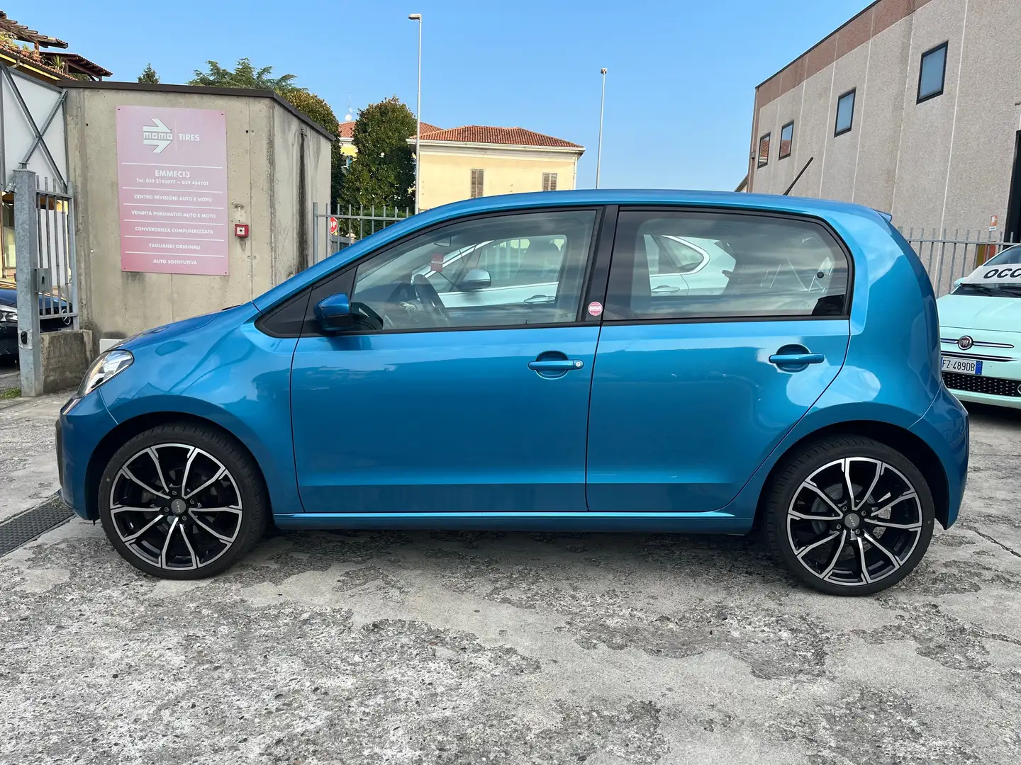 Volkswagen up! 5p 1.0 eco Move 68cv - BOMBOLE VALIDE FINO 09/2027 Blu/Azzurro - 2