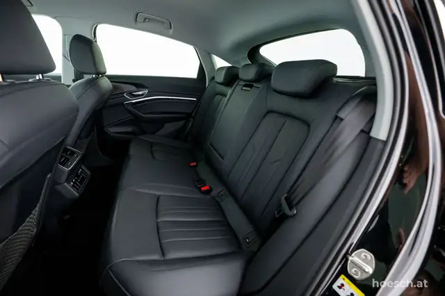 Audi E-Tron view 7