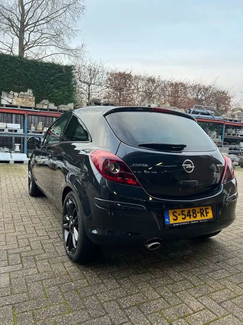 Opel Corsa 1.4-16V Cosmo Zwart - 2