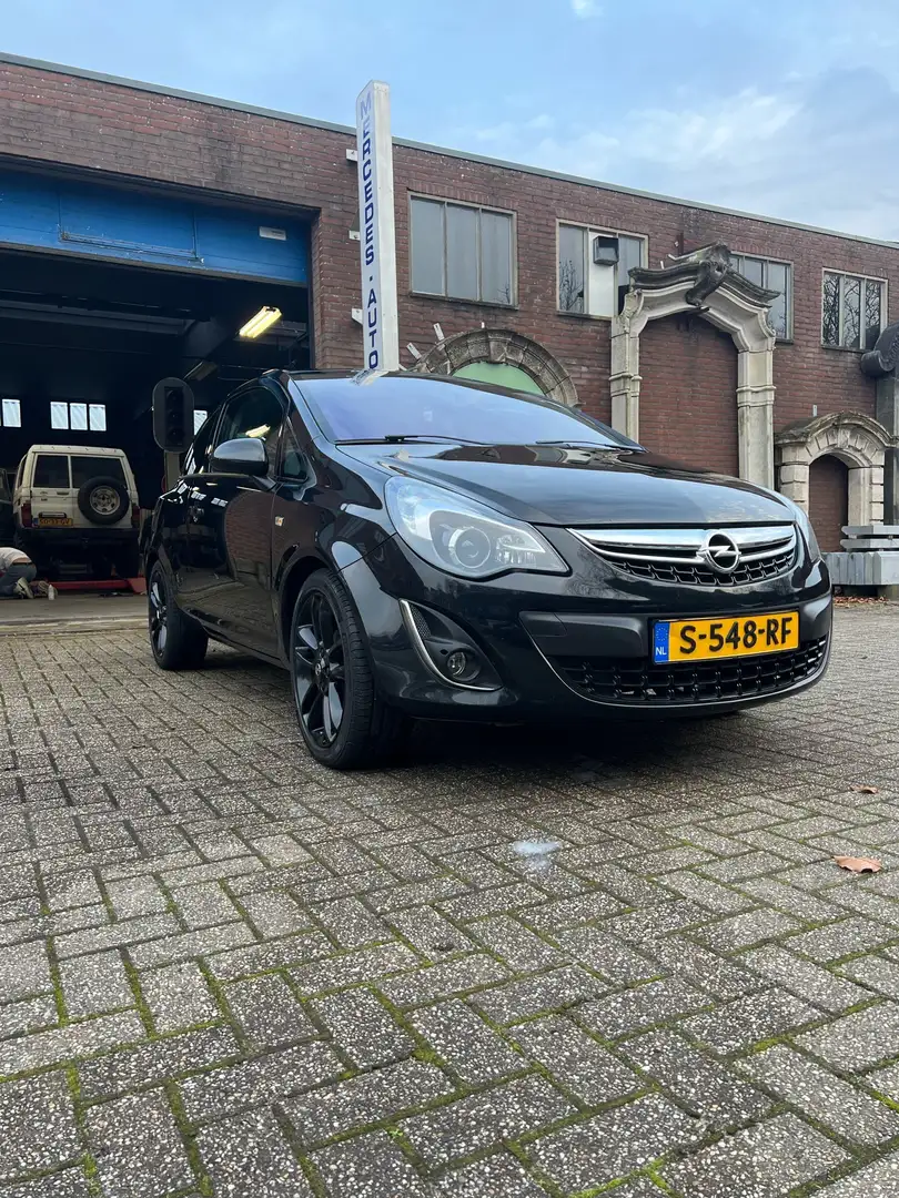 Opel Corsa 1.4-16V Cosmo Zwart - 1