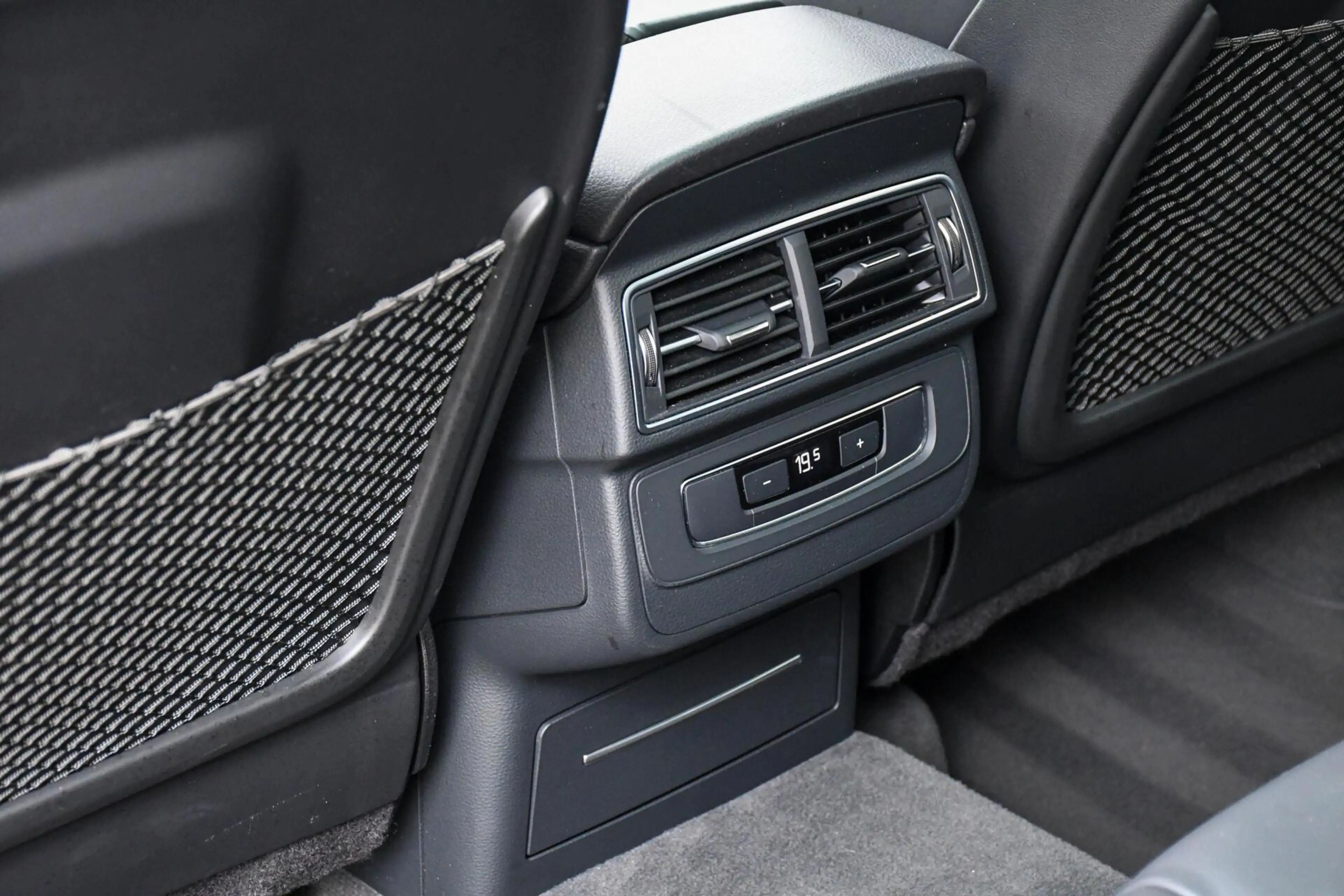 Audi Q7 e-tron 3.0 TDI quattro Sport 360 camera Trekhaak NAP — photo 40