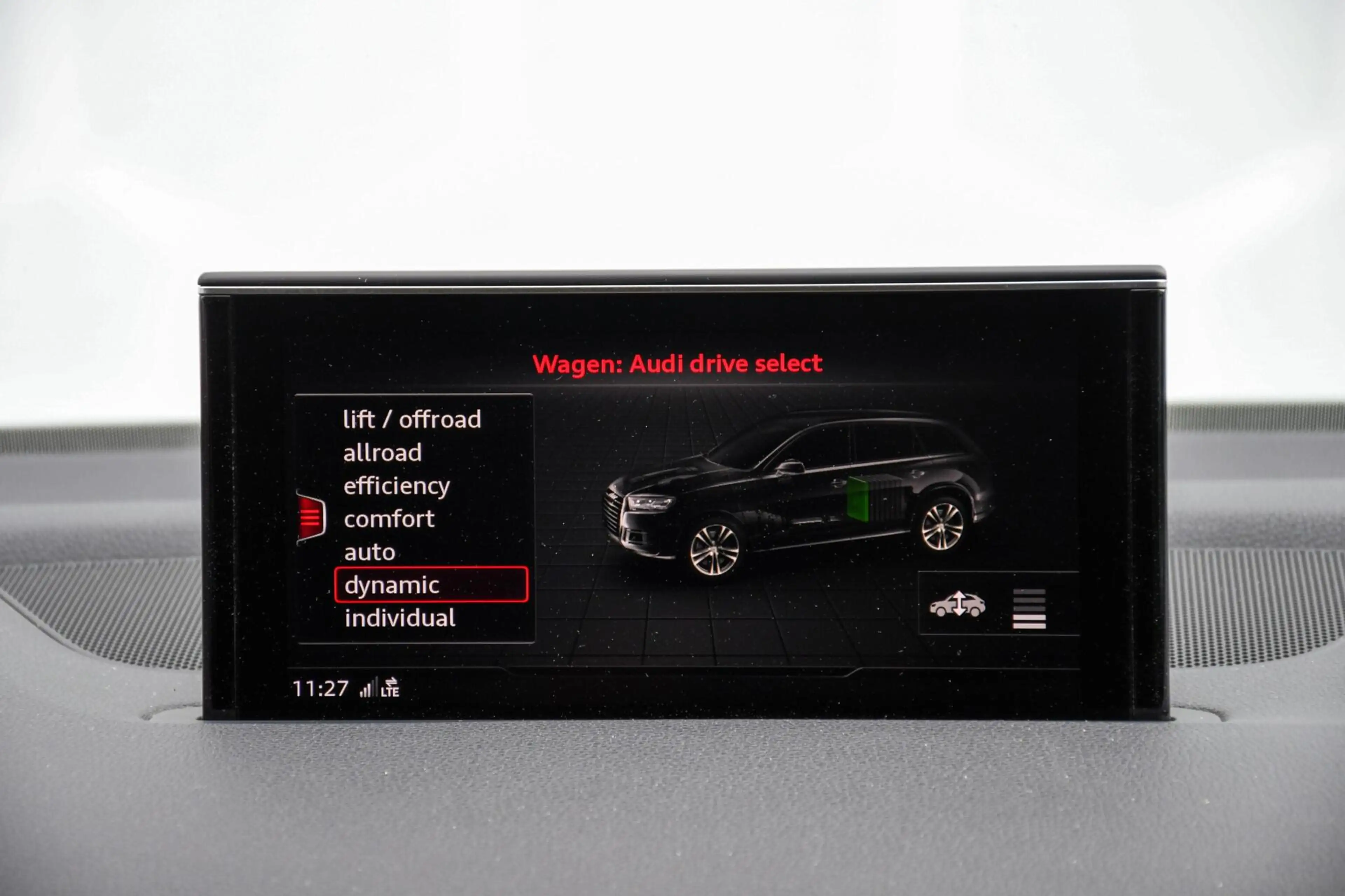 Audi Q7 e-tron 3.0 TDI quattro Sport 360 camera Trekhaak NAP — photo 23