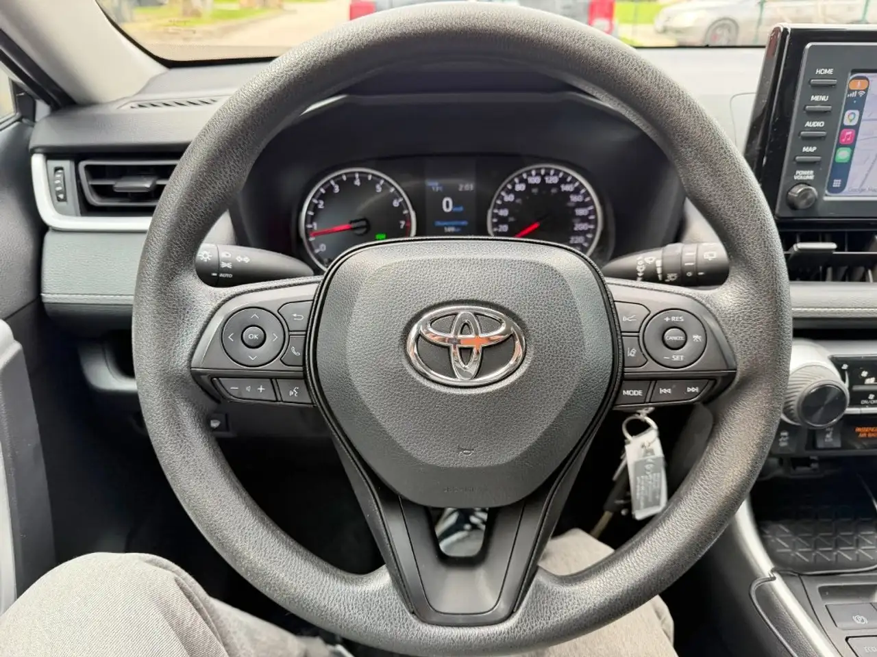 Toyota RAV 4 снимка Toyota RAV 4