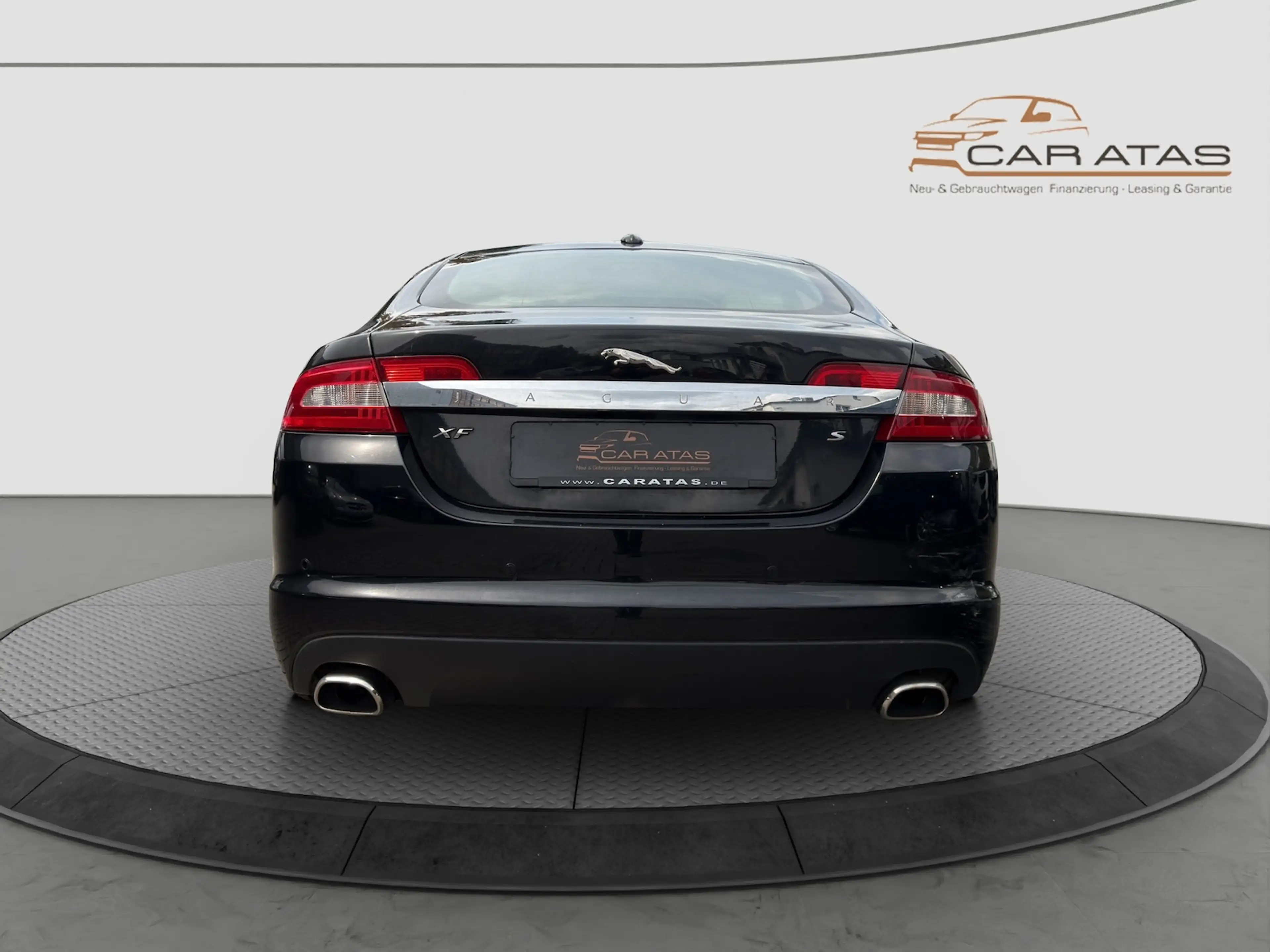 Jaguar XF 3.0 V6 Diesel S Luxury LEDER BI-XENON SHD — photo 6