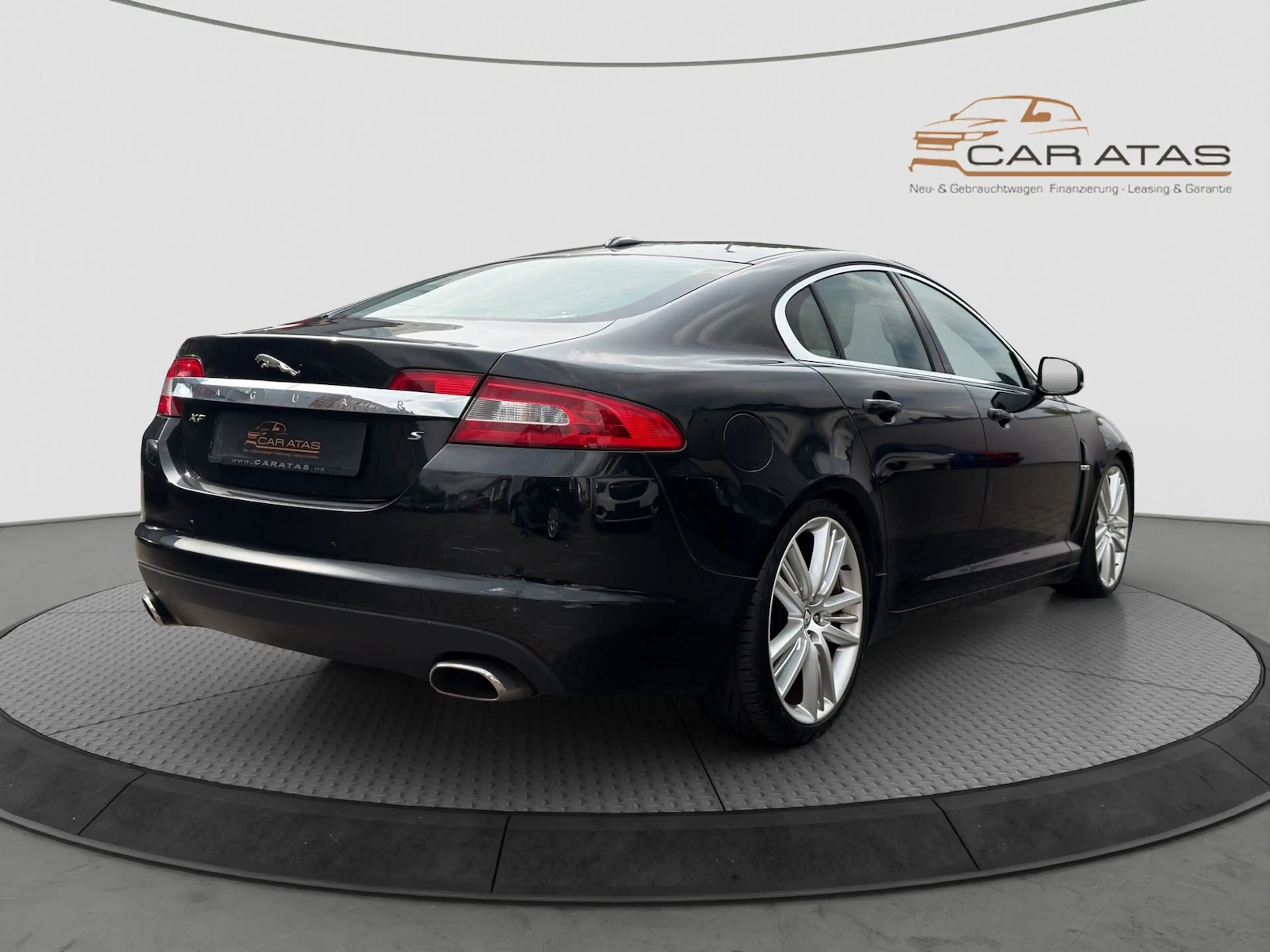 Jaguar XF 3.0 V6 Diesel S Luxury LEDER BI-XENON SHD — photo 7