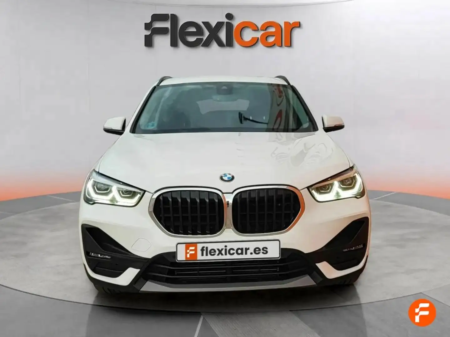 BMW X1 sDrive18d Blanc - 2