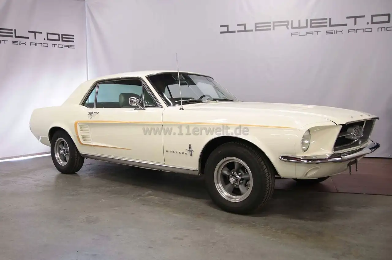 Ford Mustang, foto 2