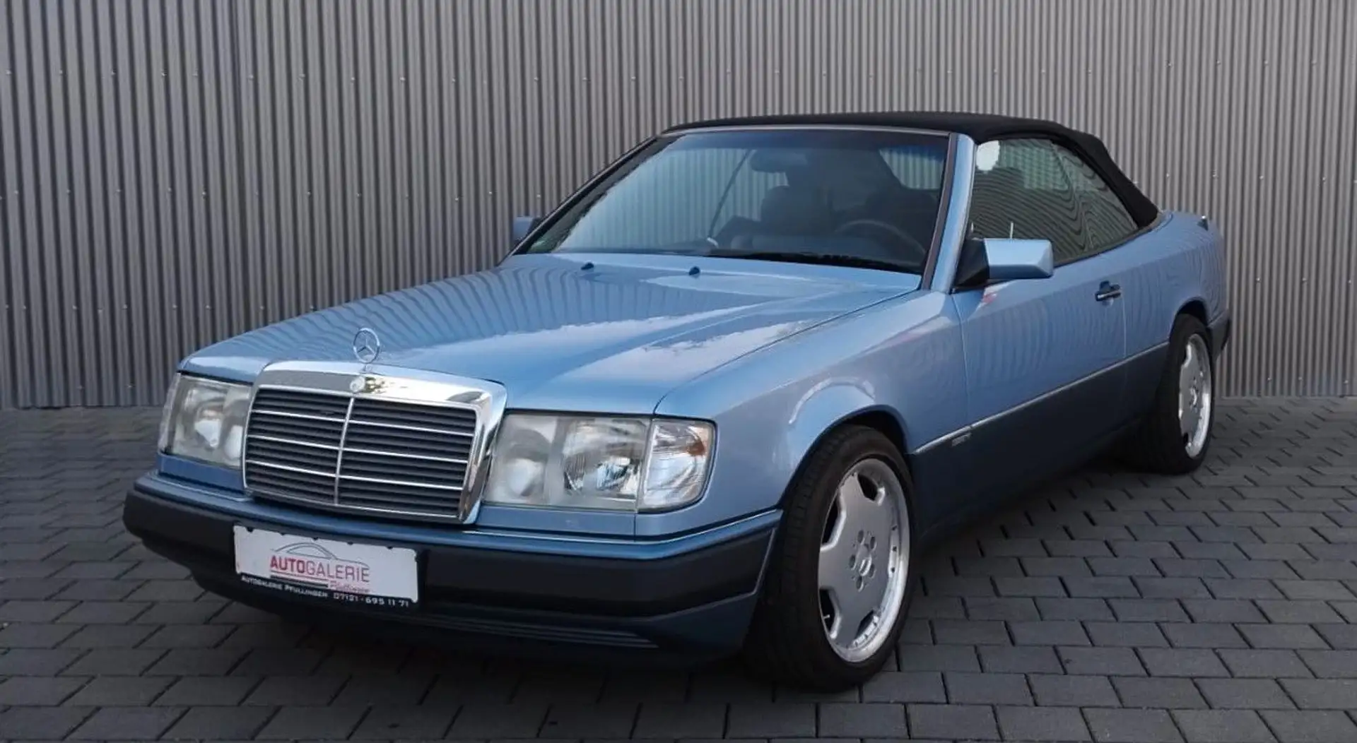 Mercedes-Benz E 300 Sportline 3.Hand/Klima/SHZ/STHZ/Tempomat Albastru - 1