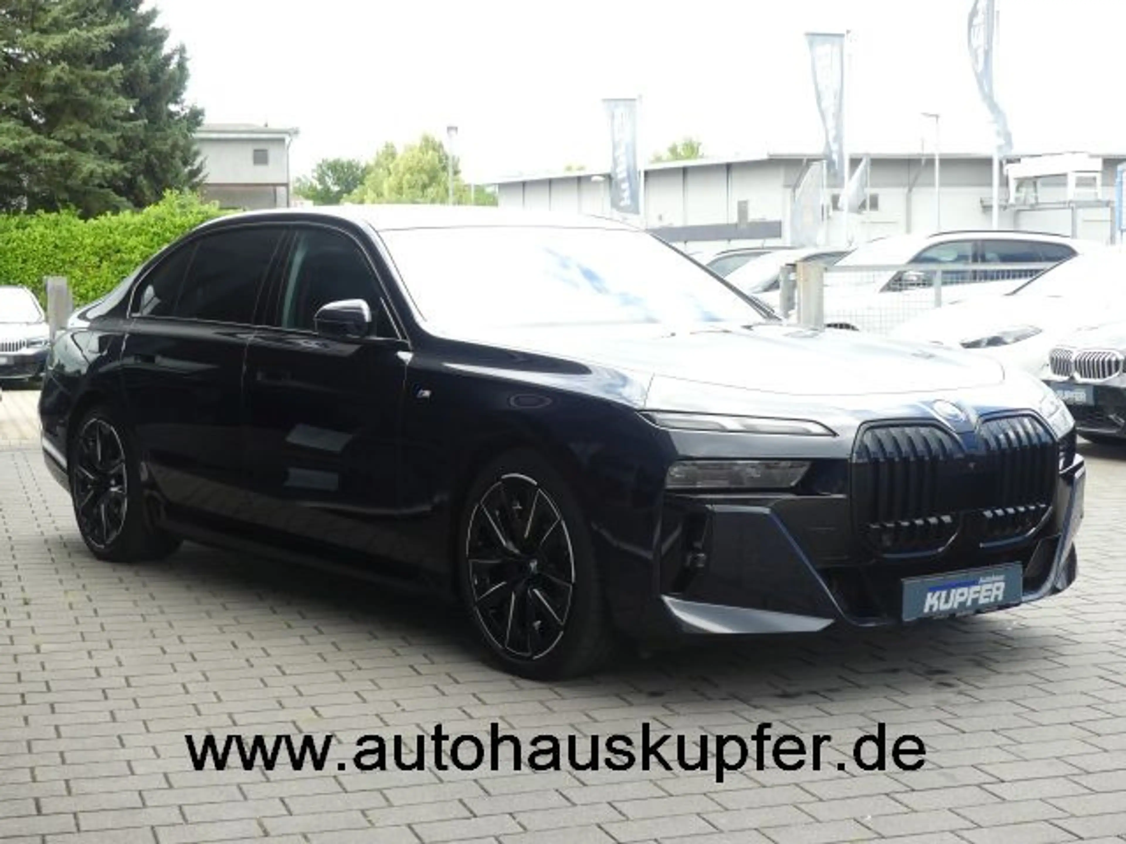 BMW i7 eDrive 50 M Sportpaket PRO Indiv.°PANO°Massag — photo 2