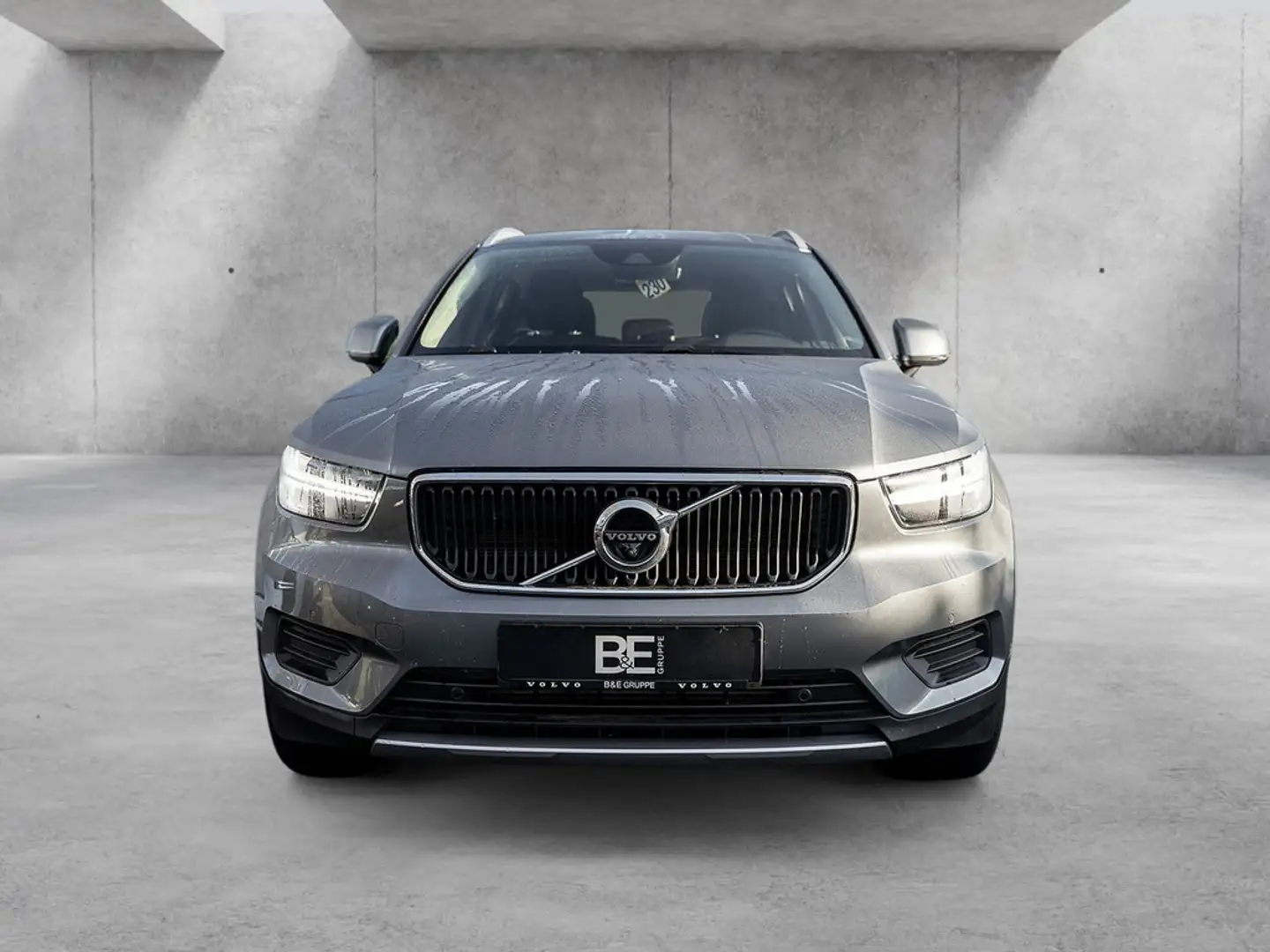 Volvo XC40 T3 Momentum 360° SHZ LENKRADHEIZUNG Grau - 2