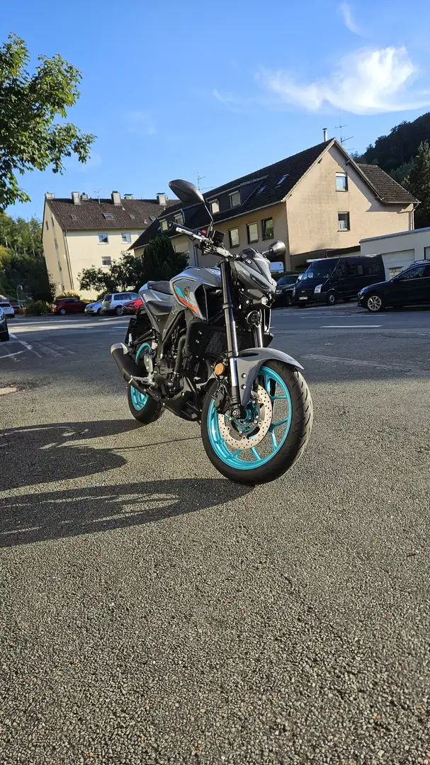 Yamaha MT-03 Albastru - 2