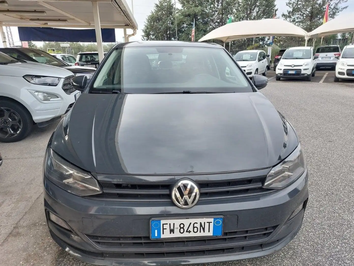 Volkswagen Polo 1.6 TDI 5p. Trendline BlueMotion Tech neopatentati Gris - 2