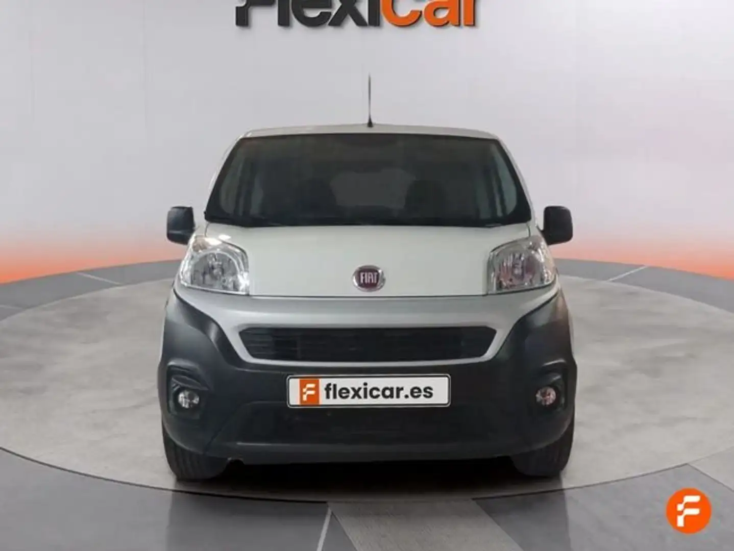Fiat Fiorino Potencia del motor de combustión: 70 kW / 95 CV Blanc - 2