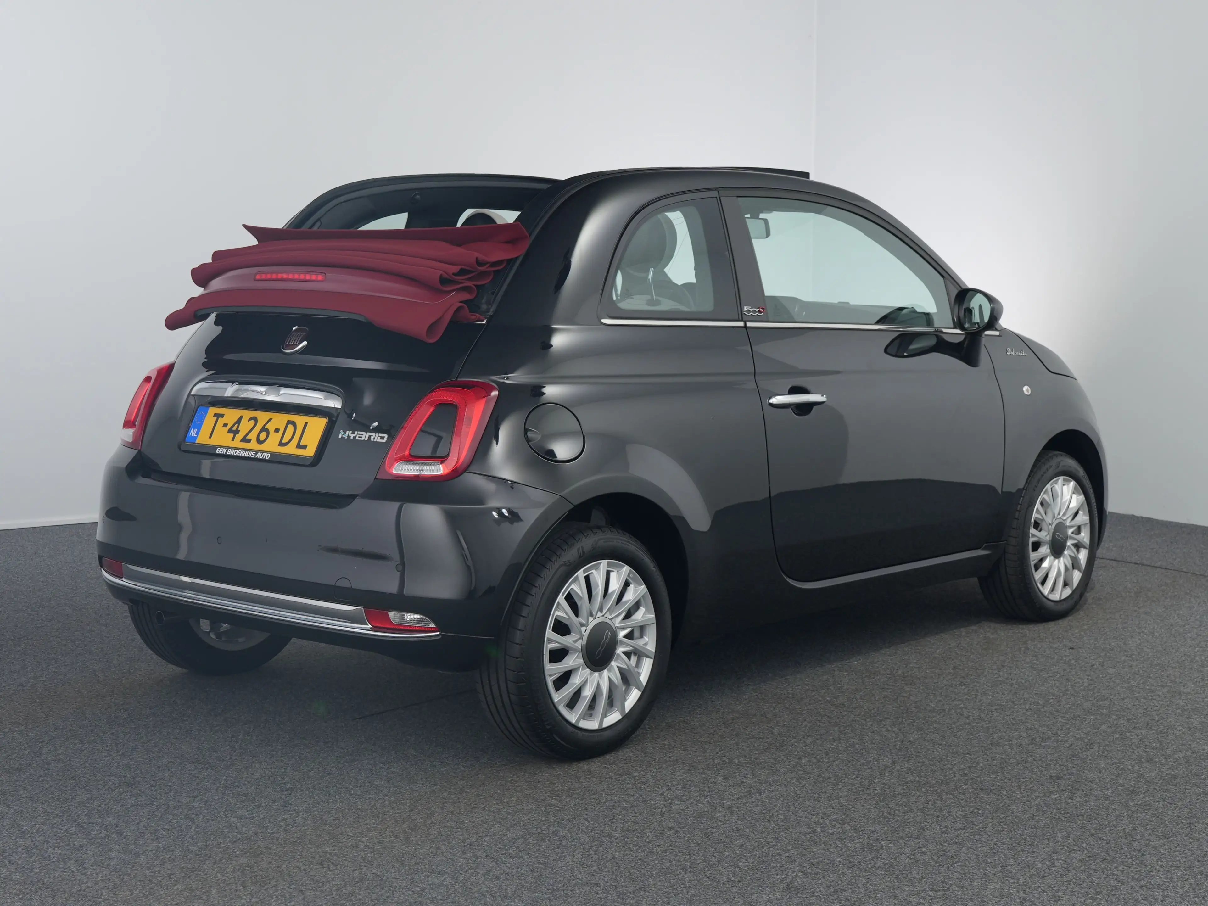 Fiat 500C 1.0 Hybrid Dolcevita | Achterbank in delen neerkla — photo 2