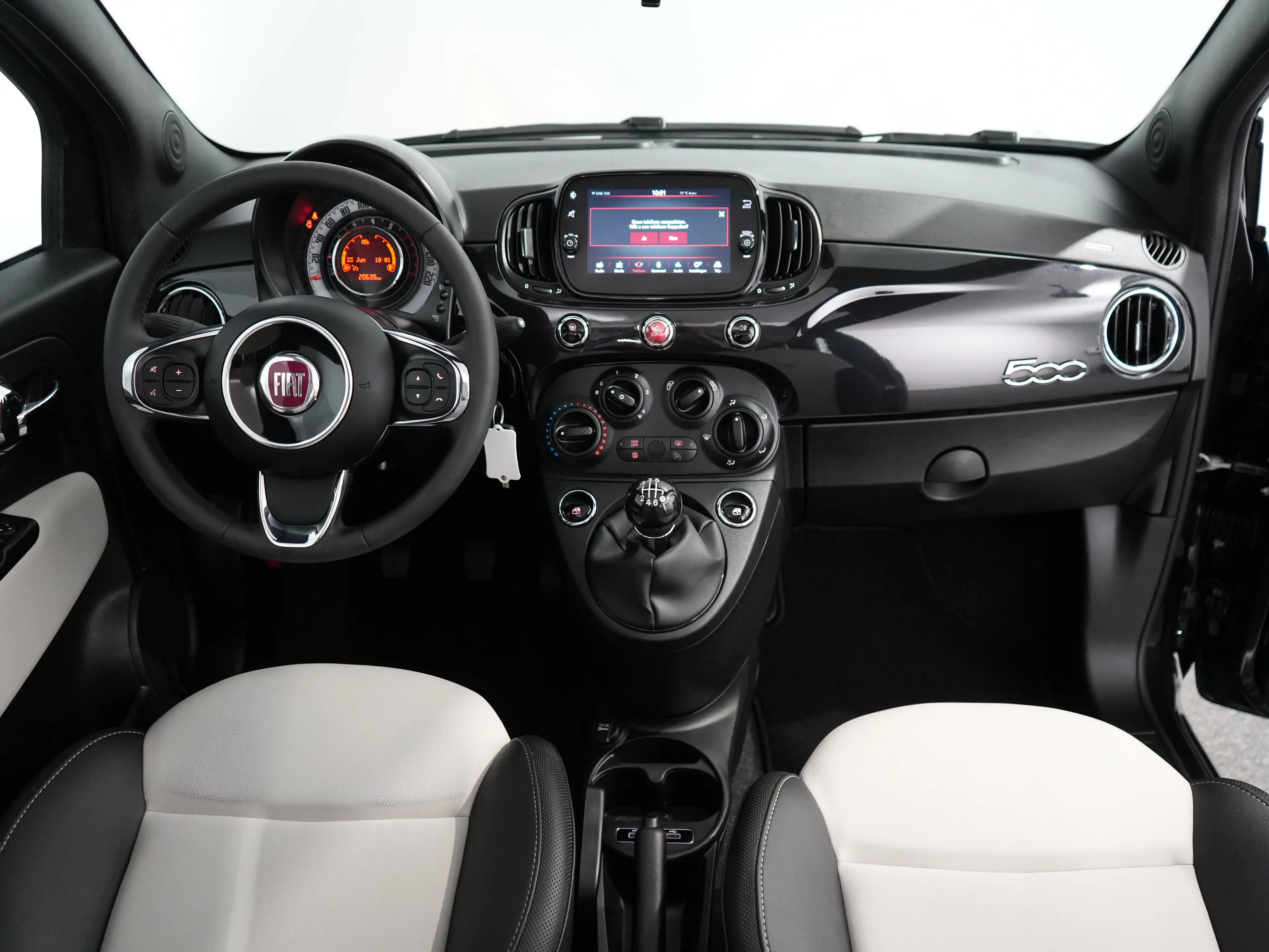Fiat 500C 1.0 Hybrid Dolcevita | Achterbank in delen neerkla — photo 7