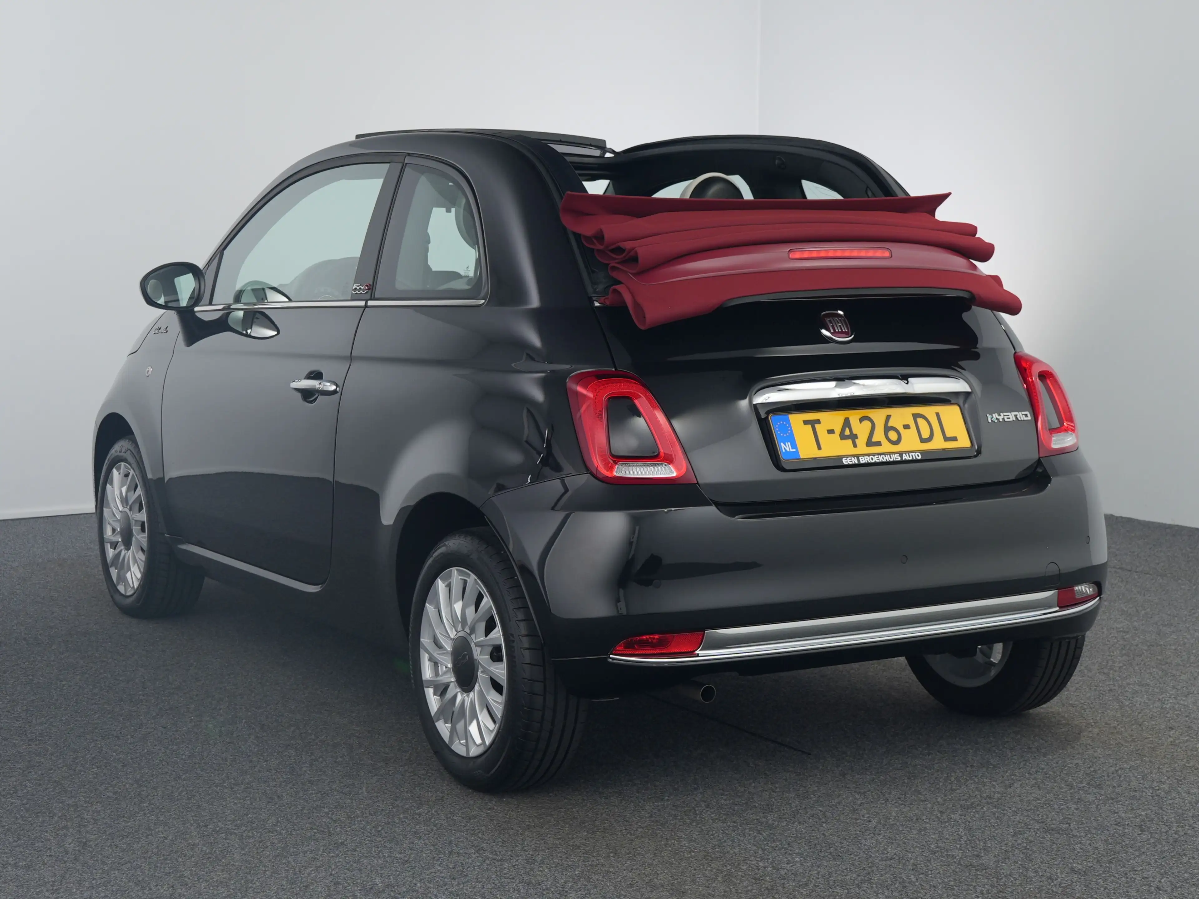 Fiat 500C 1.0 Hybrid Dolcevita | Achterbank in delen neerkla — photo 10