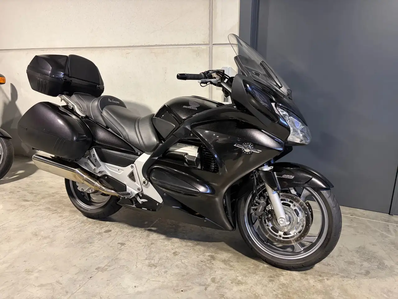 Honda Pan European