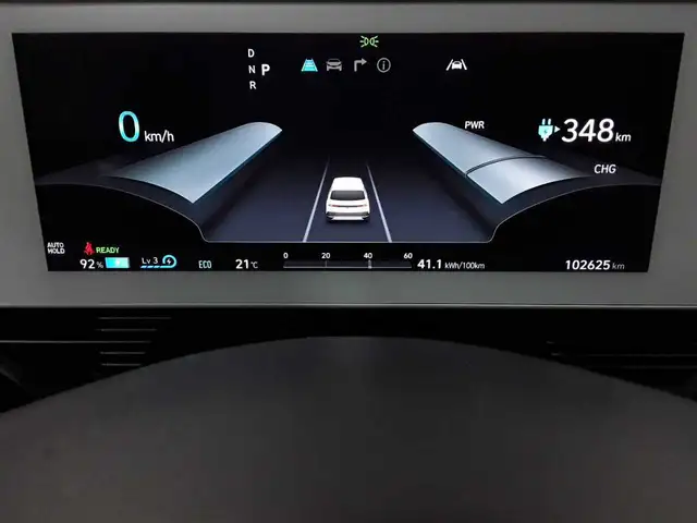 Hyundai Ioniq 5 view 11
