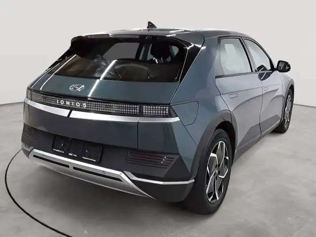 Hyundai Ioniq 5 view 4