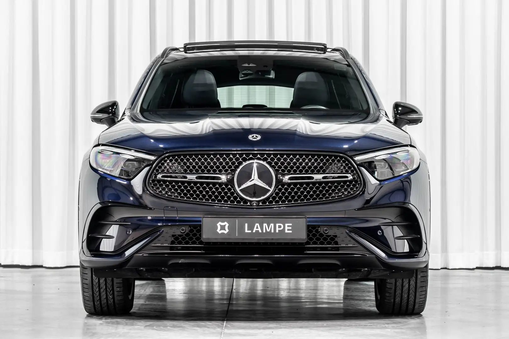 Mercedes-Benz GLC 300 e Hybrid 4Matic AMGLine Burmester Pano HUD Keyless Bleu - 2