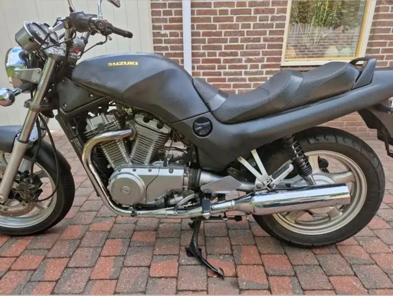 Suzuki VX 800 - foto 6