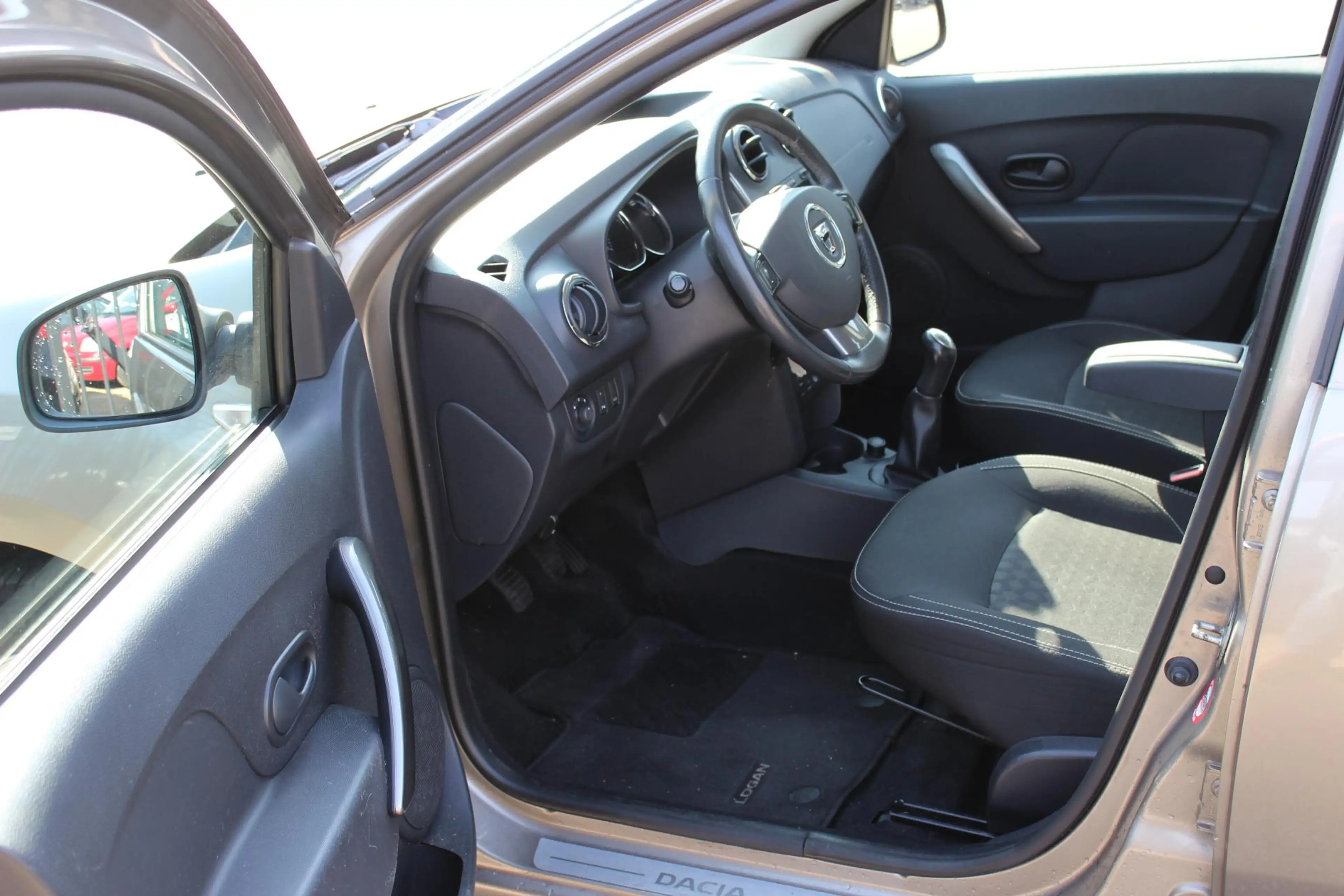 Dacia Logan MCV 0.9 TCe Prestige, Navigatie, Airco! — photo 11