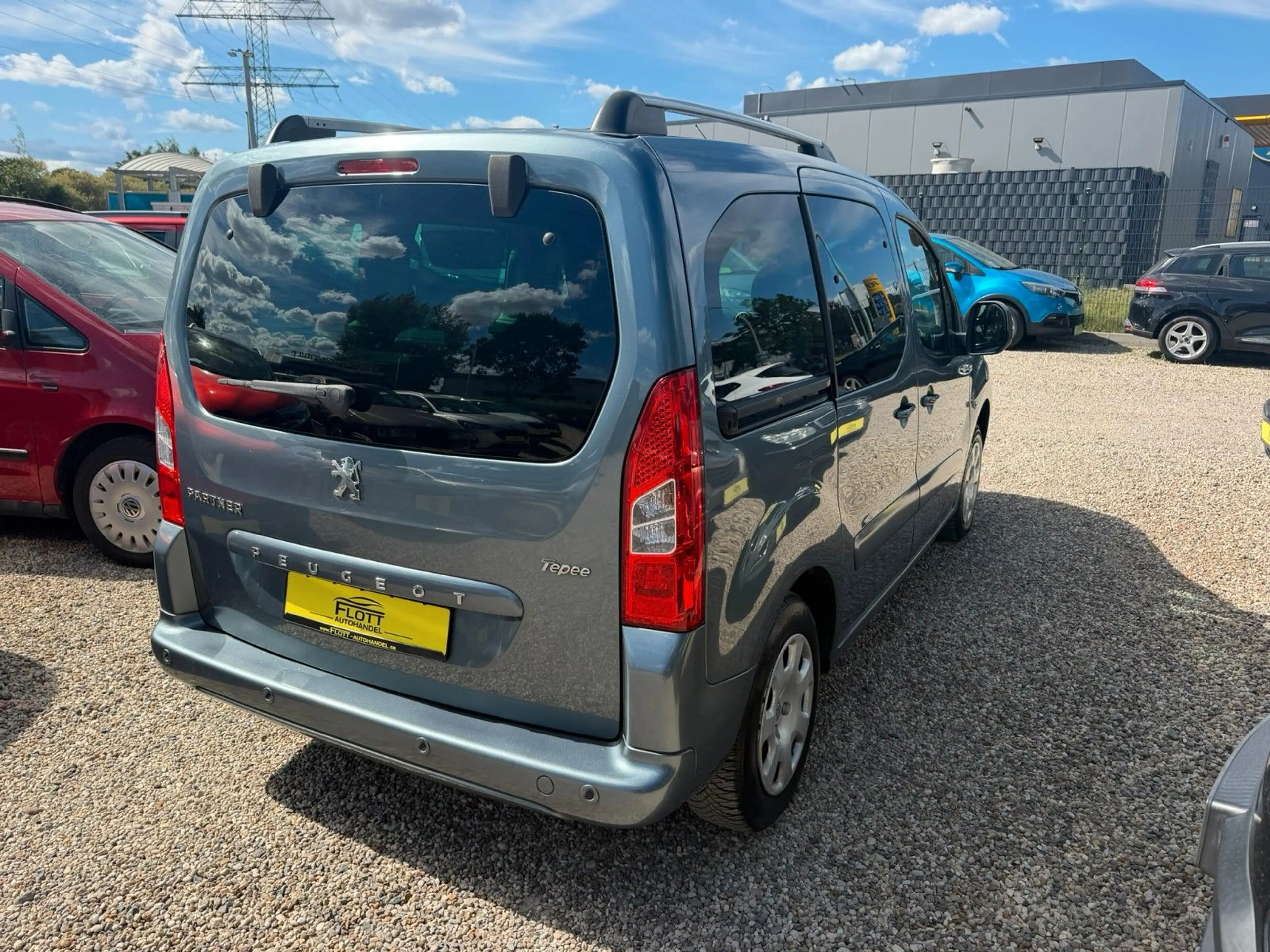 Peugeot Partner Tepee Family *Klima*ALLWR* MFL* TÜV Neu — photo 7