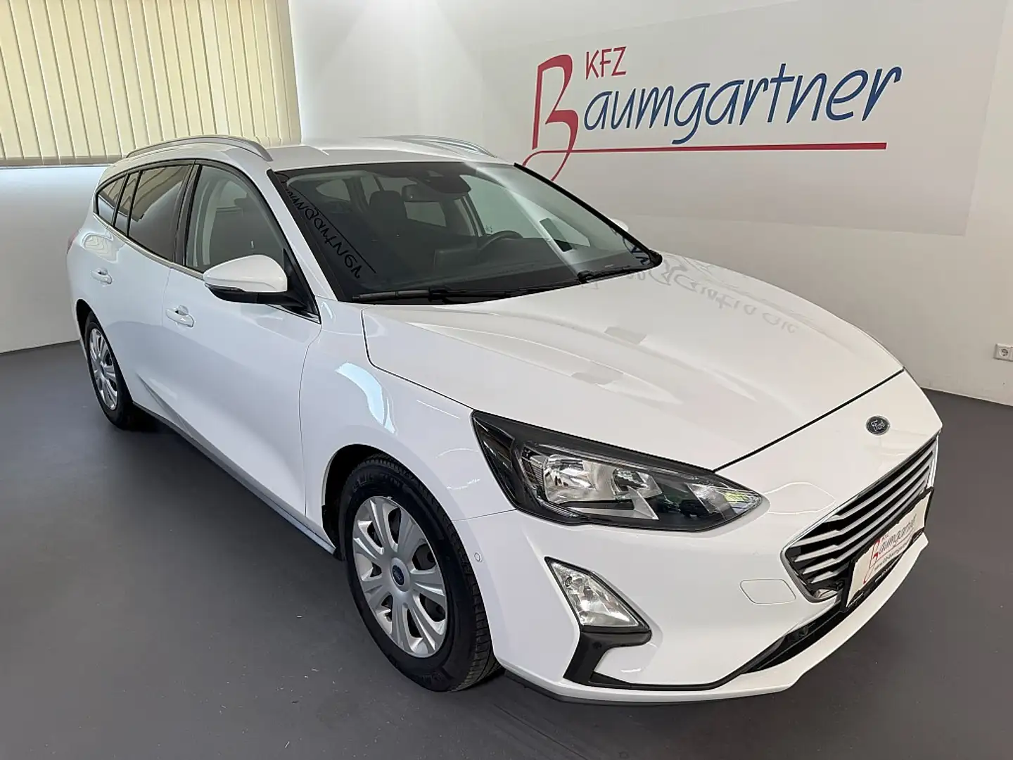 Ford Focus Traveller 2,0TDCi *NAVI*ACC*AHK*Sitzheizung*Tem... Blanc - 1